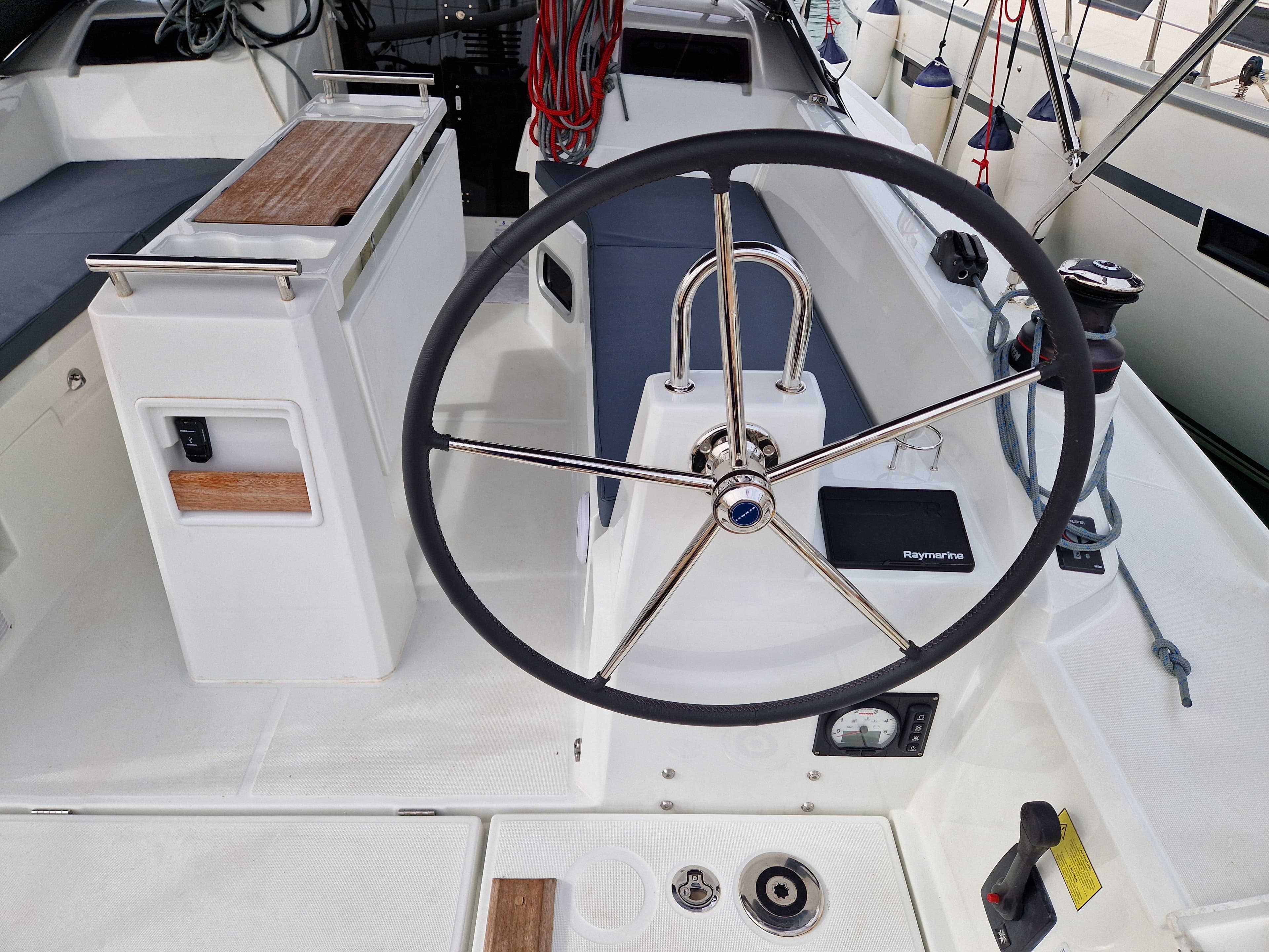 Beneteau Oceanis 34.1 Navicela – bilde 2 av 20