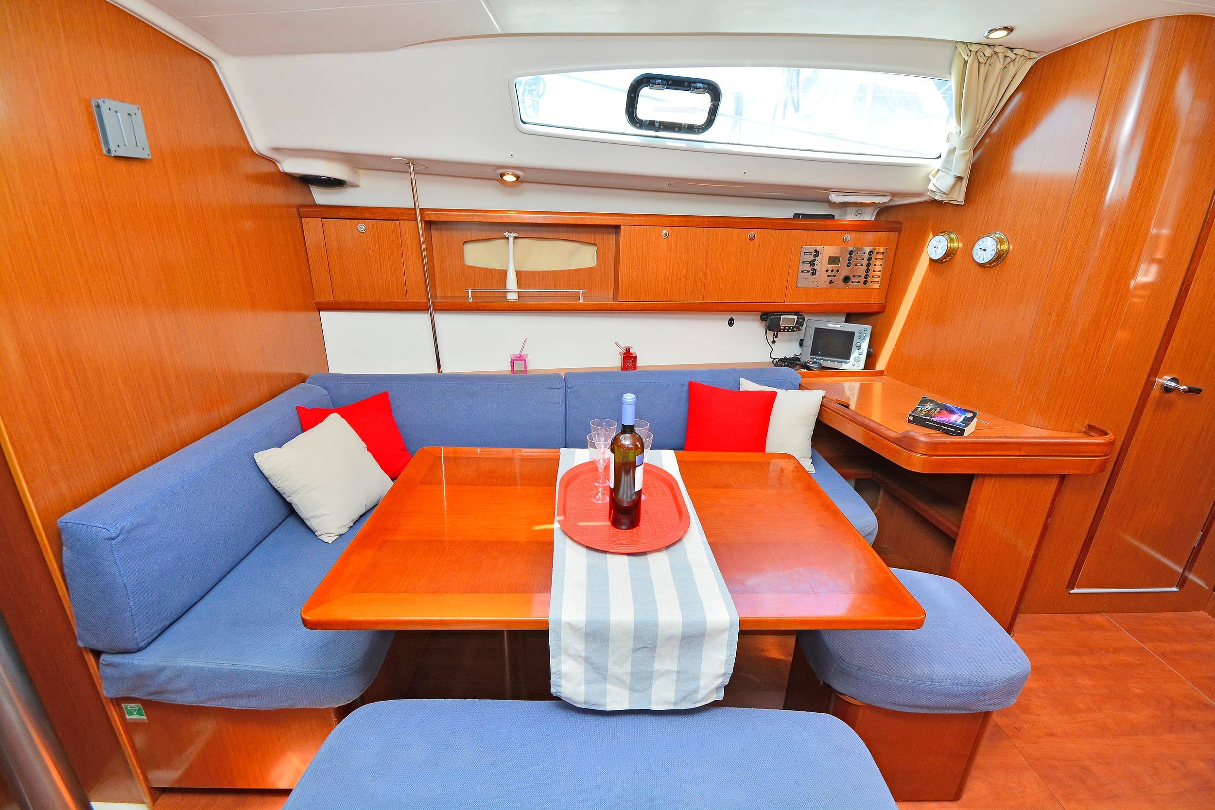 Beneteau Oceanis 43 Konstantinos – bilde 5 av 14