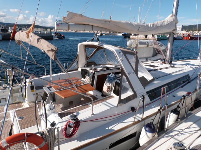 Beneteau Oceanis 45 Tornafort – bilde 5 av 5