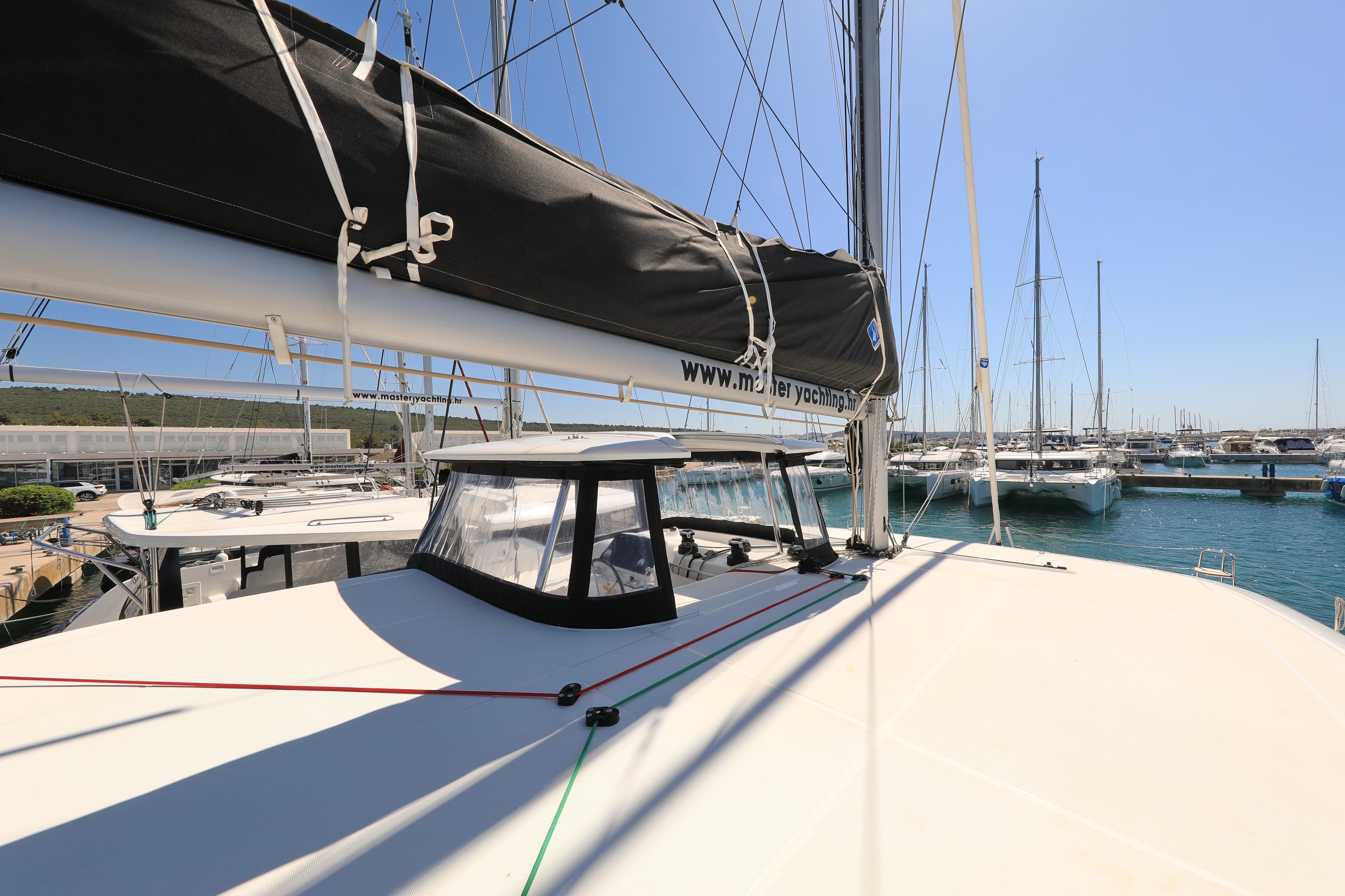Lagoon 42 ZEUS – bilde 2 av 108