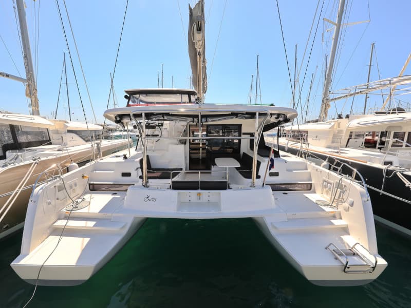 Lagoon 42 ZEUS