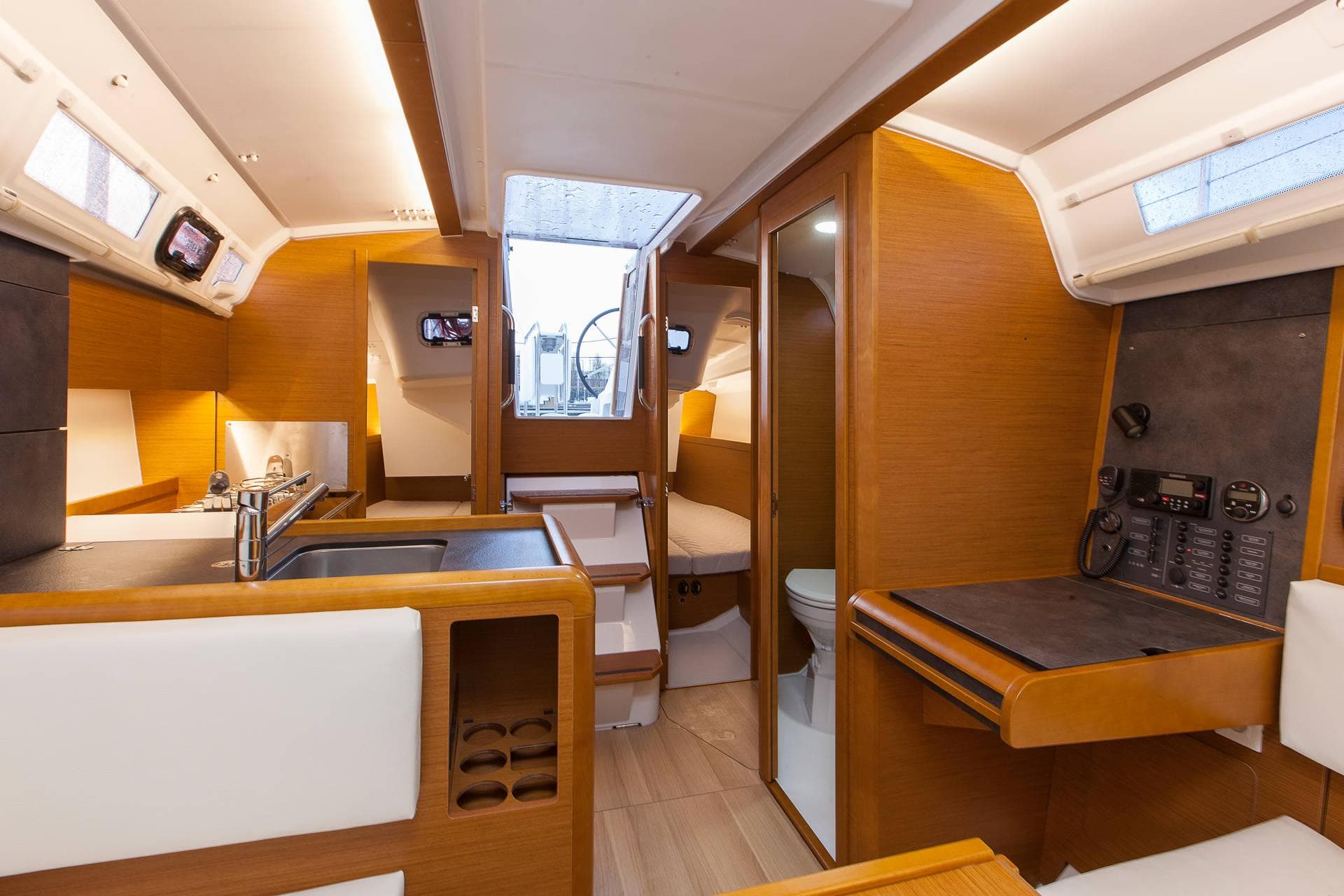 Jeanneau Sun Odyssey 349 Mon Amour – bilde 2 av 5