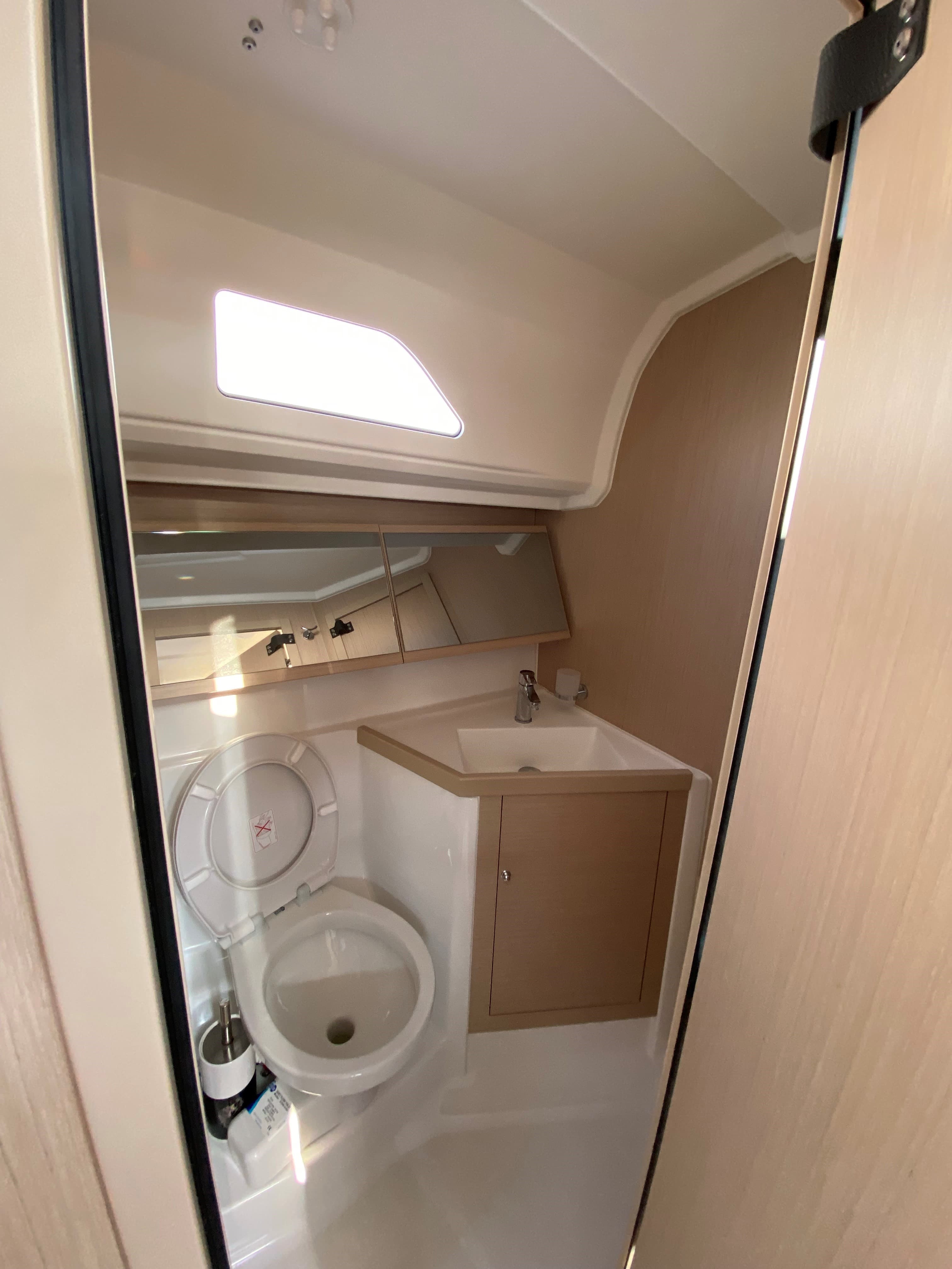 Beneteau Oceanis 40.1 LA MER – bilde 5 av 8