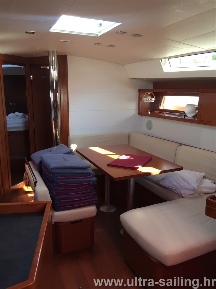 Beneteau Oceanis 45 PARIJA – bilde 3 av 14