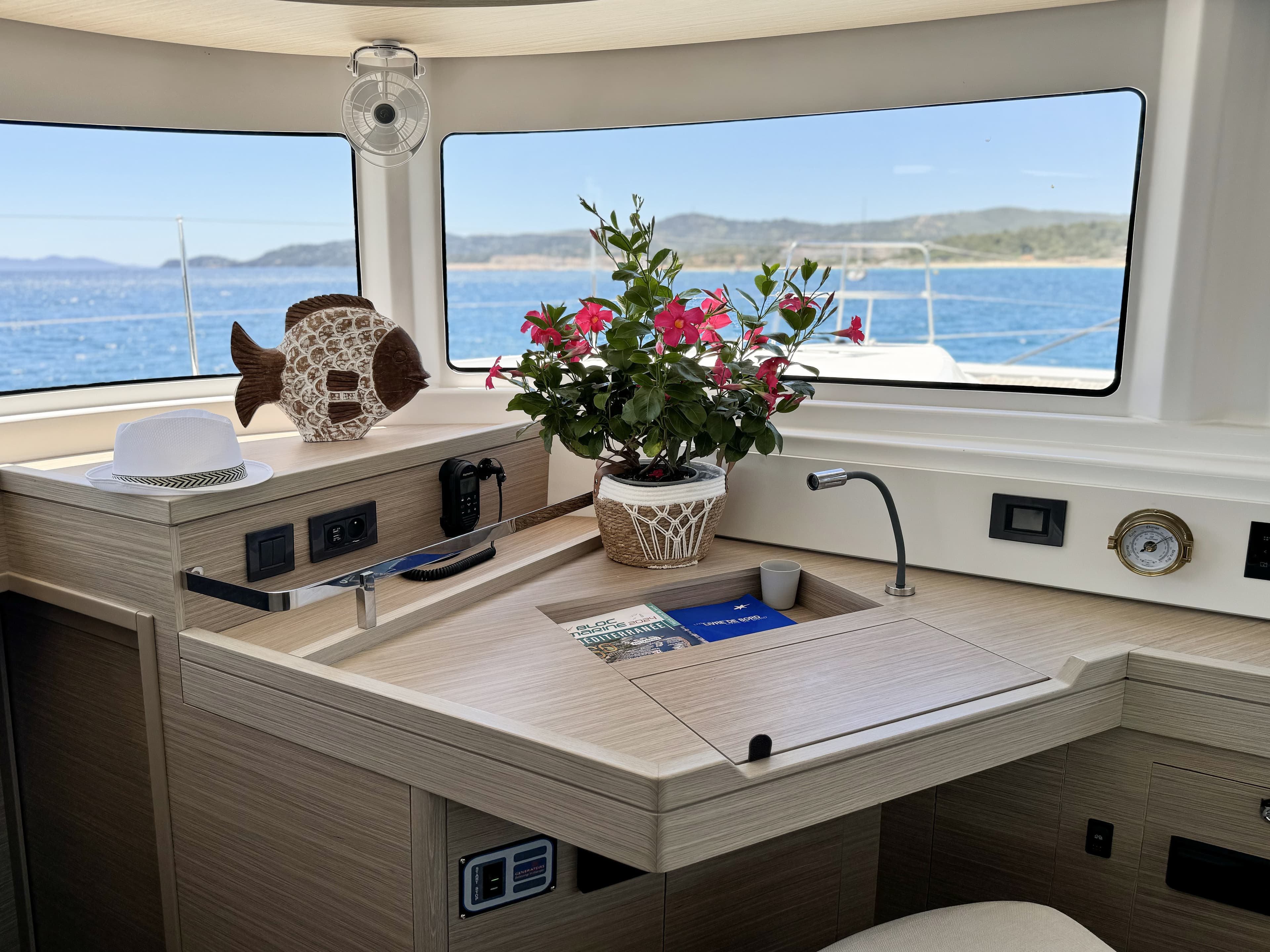 Lagoon 46 YOFF – bilde 3 av 16