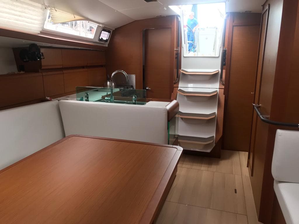 Jeanneau Sun Odyssey 419 Alboran Limoncello (Majorca) – bilde 2 av 18