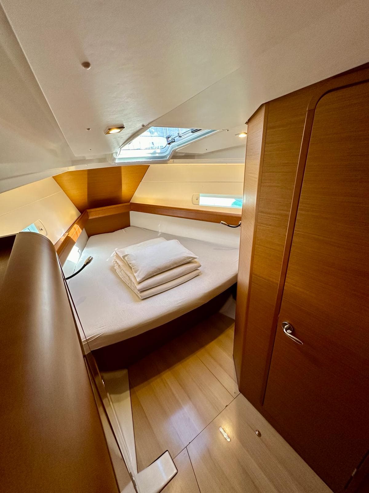 Jeanneau Sun Odyssey 419 Marley – bilde 2 av 9