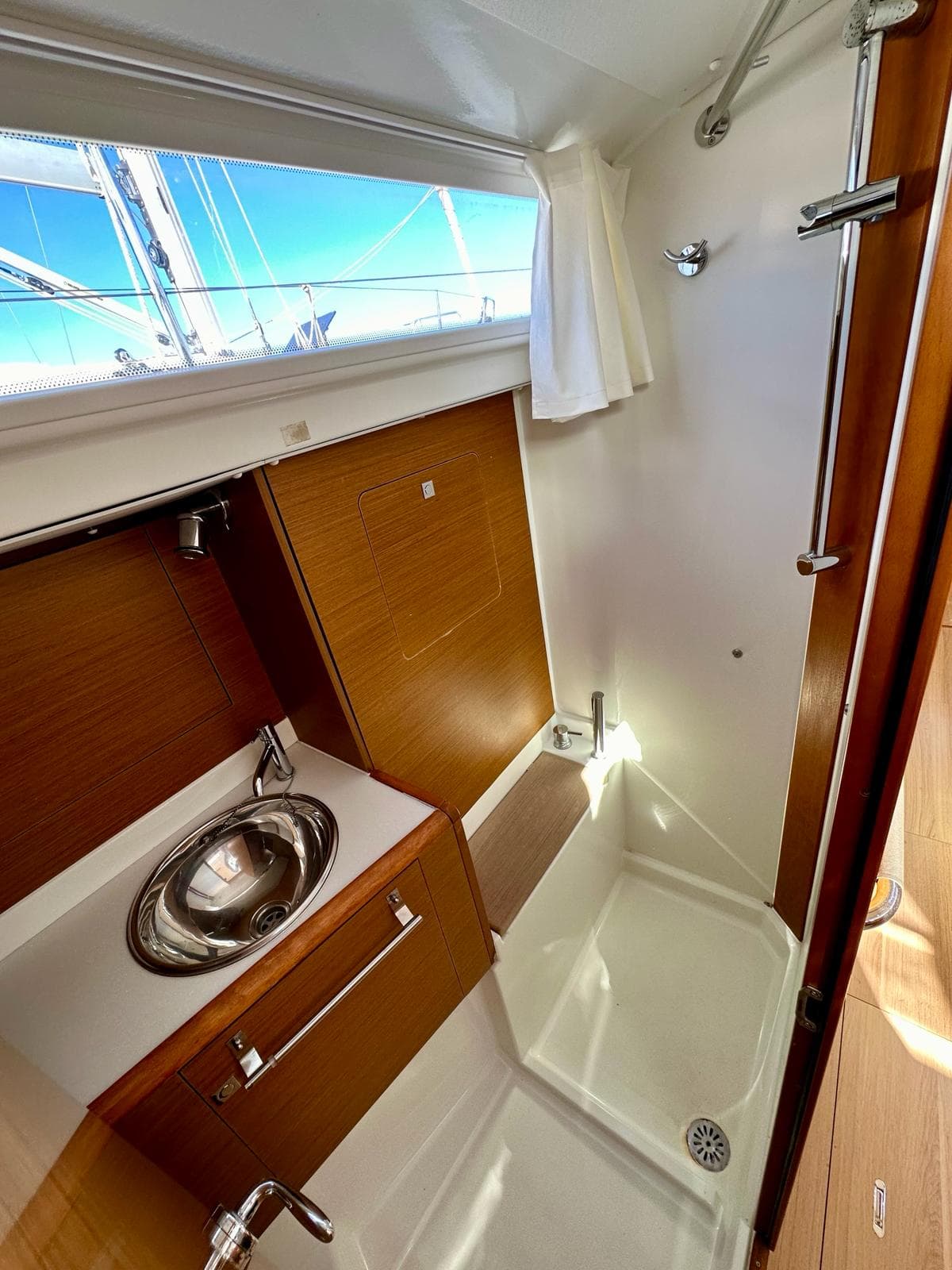 Jeanneau Sun Odyssey 419 Marley – bilde 5 av 9