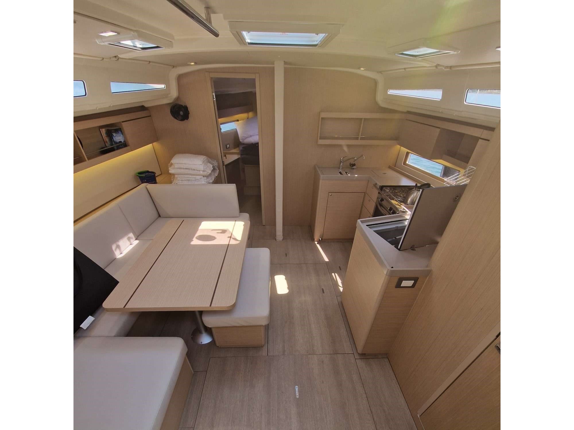 Beneteau Oceanis 40.1 – bilde 4 av 7