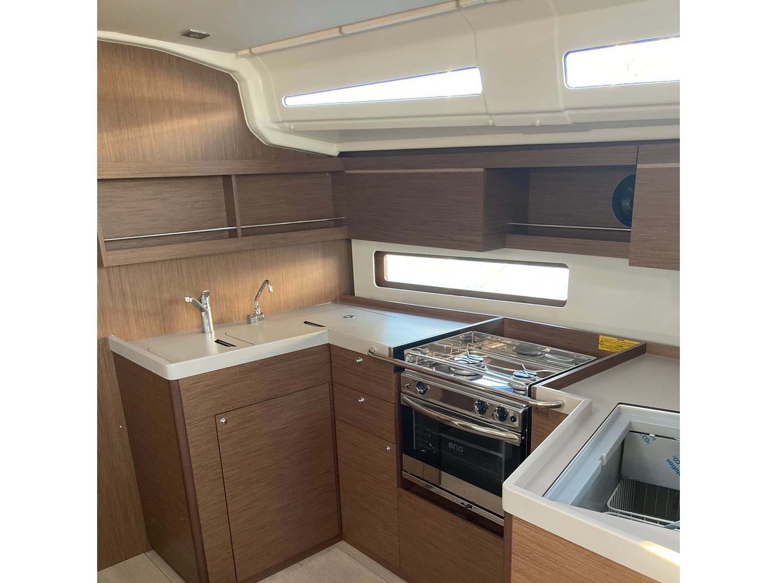 Beneteau Oceanis 40.1 Dimitra – bilde 2 av 3