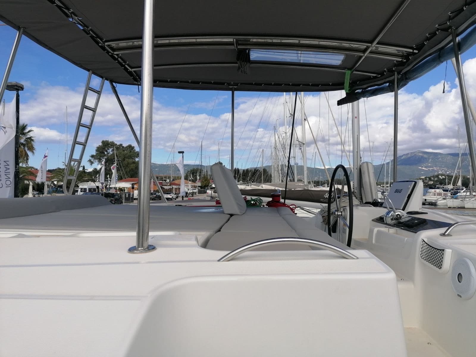 Lagoon 46 Achilles – bilde 2 av 16