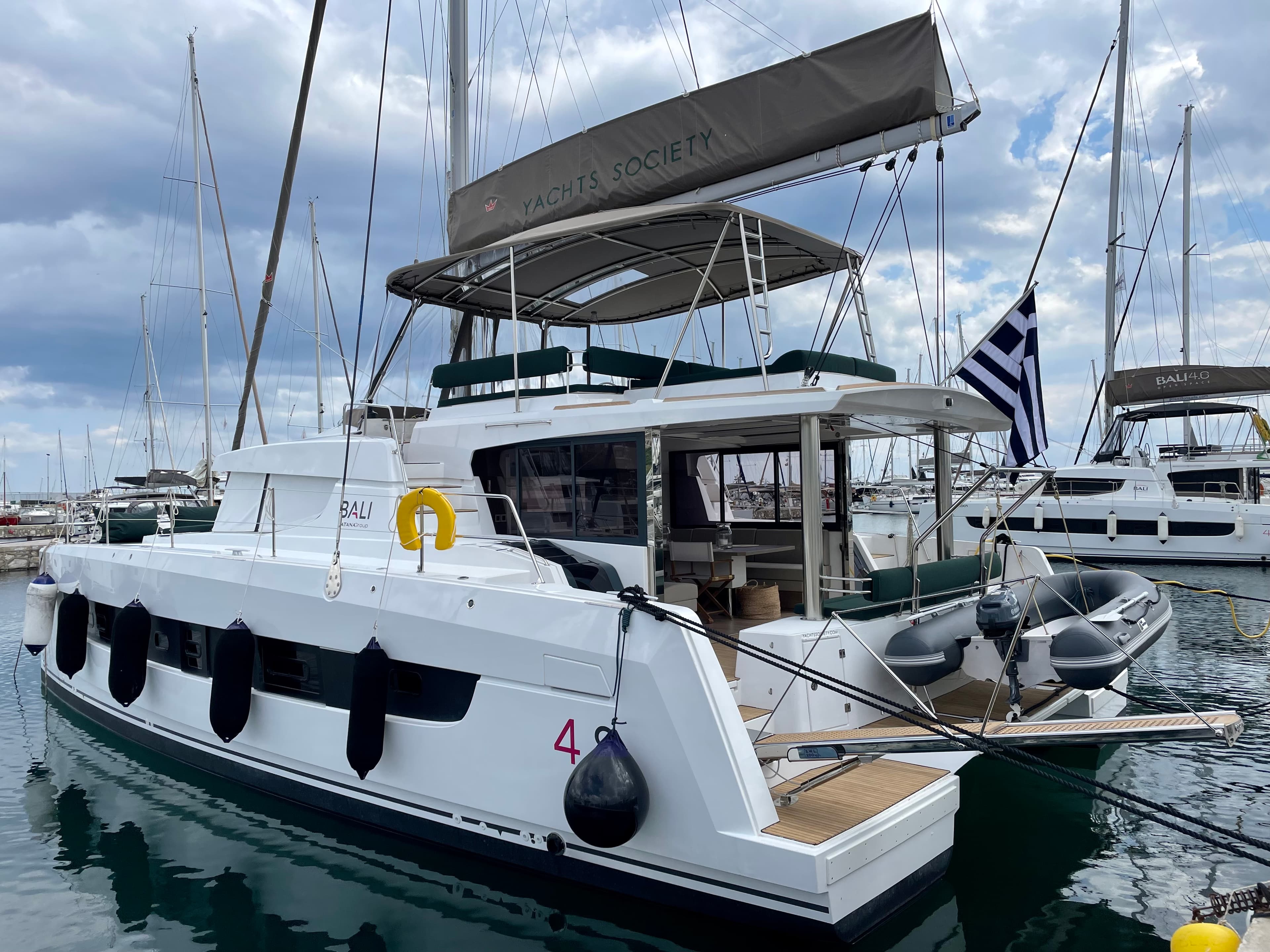 Bali 4.8 Romar III