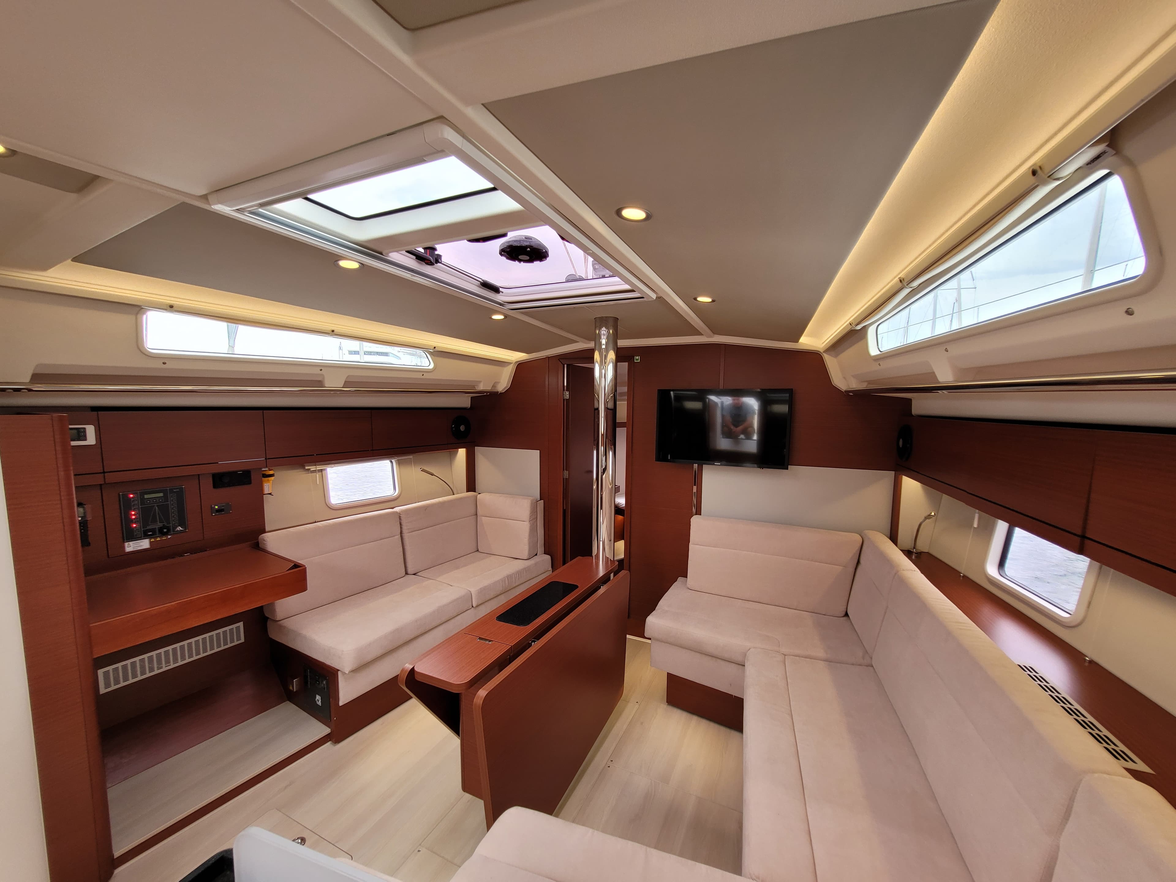 Hanse 418 heNA – bilde 2 av 15