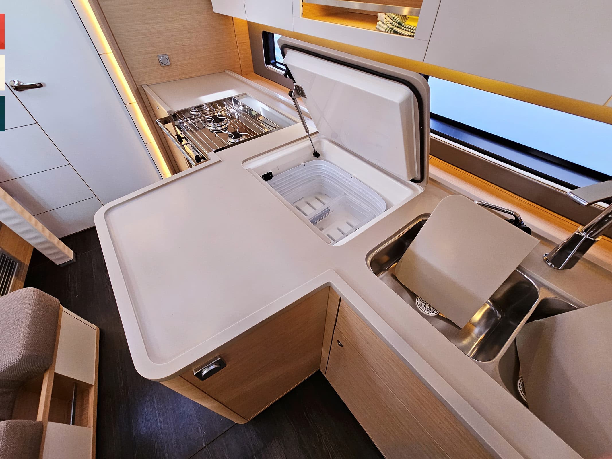Dufour 41 Ella (A/C & gen) – bilde 4 av 85