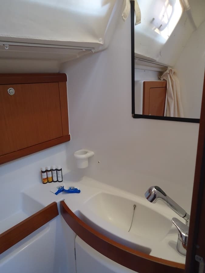 Beneteau Oceanis 43 Seven Seas - Refit 2021 – bilde 5 av 10
