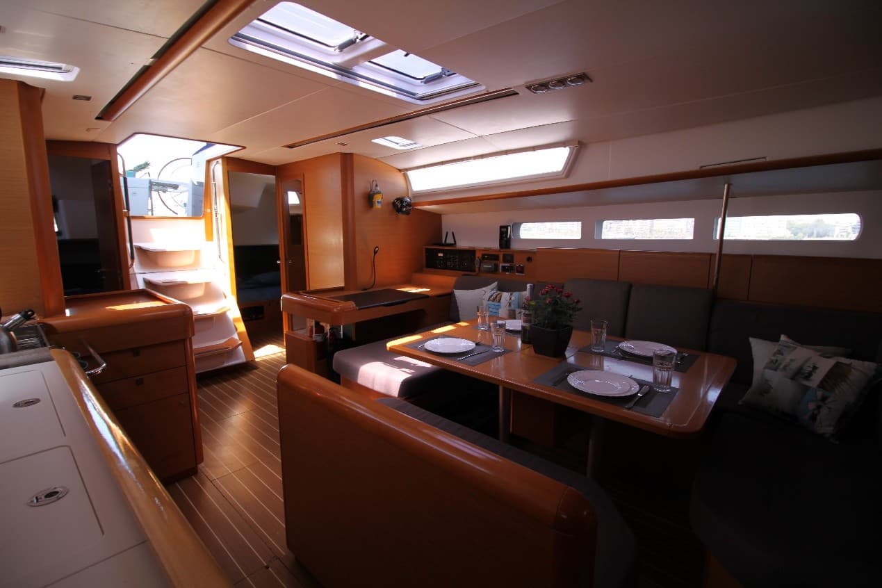 Jeanneau Sun Odyssey 509 King of hearts - (A/C - Generator - Refit 2022) – bilde 3 av 10