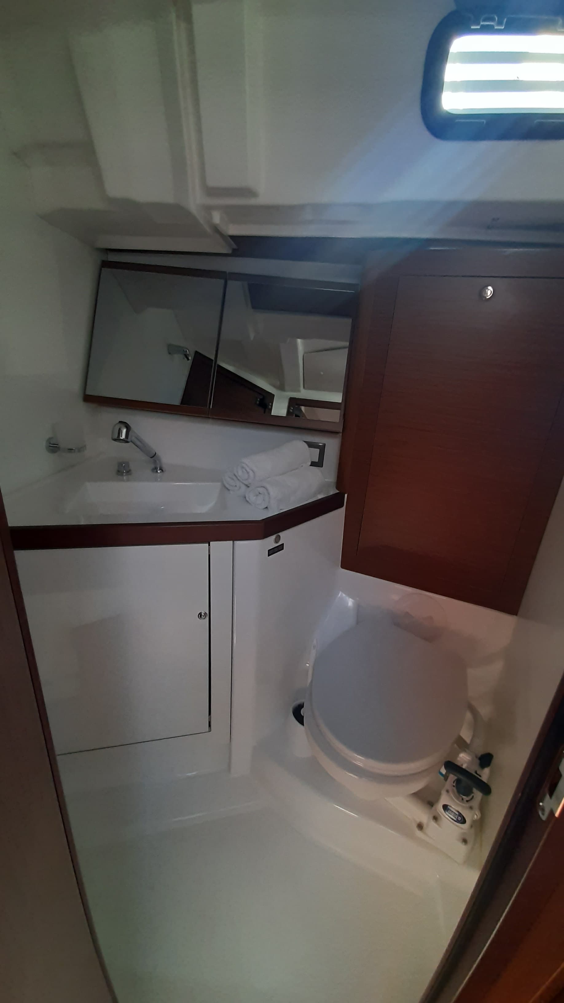 Beneteau Oceanis 46.1 BLACK JACK – bilde 3 av 10