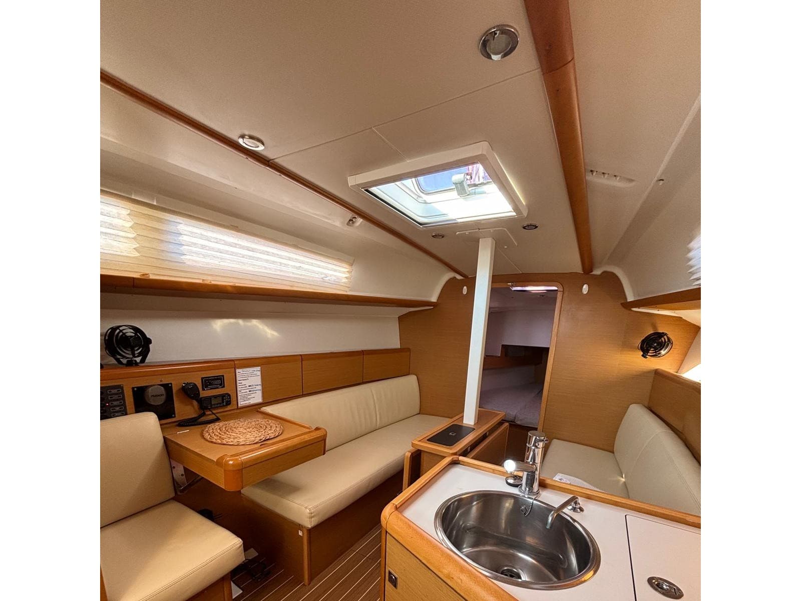 Jeanneau Sun Odyssey 33i – bilde 3 av 14