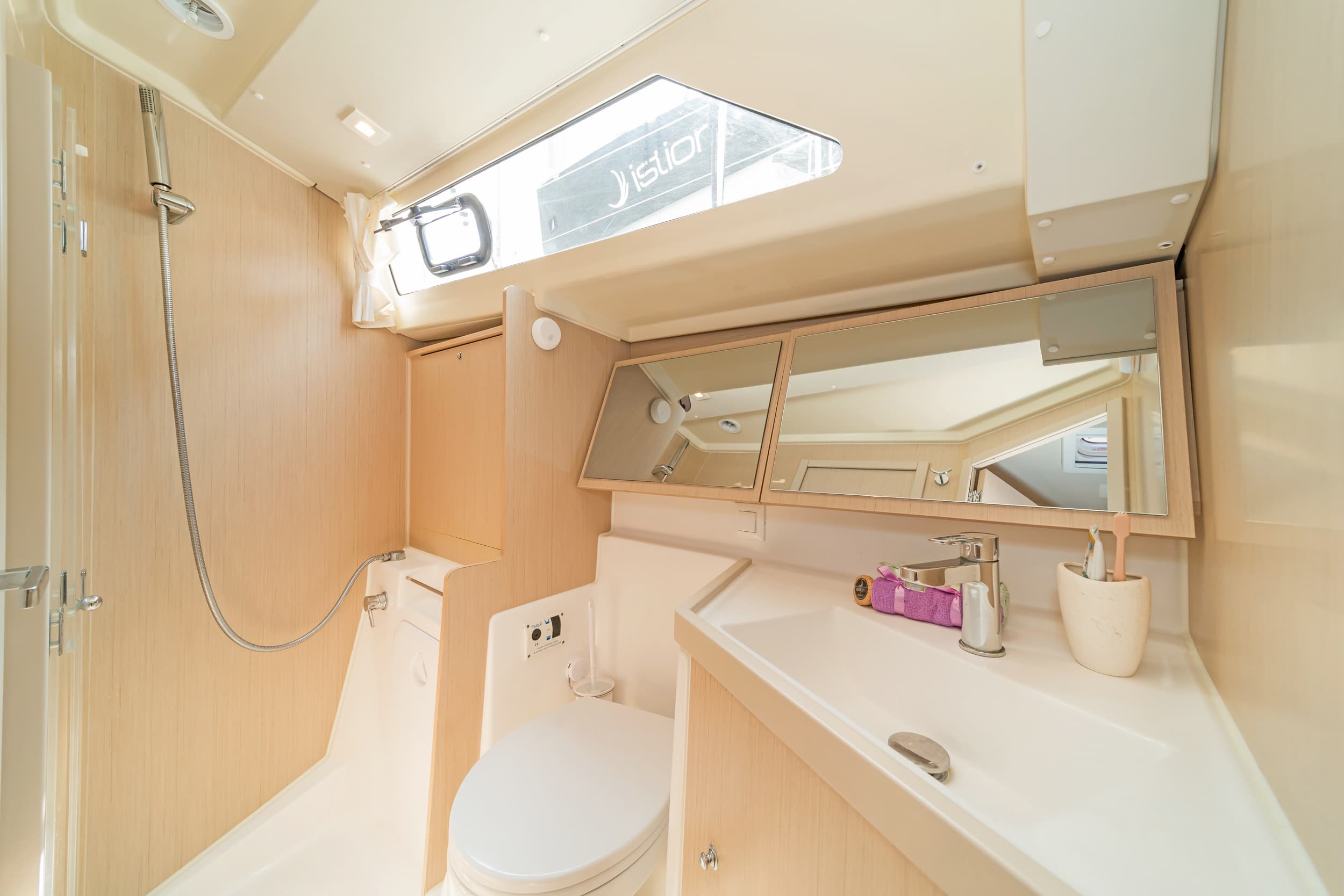 Beneteau Oceanis 41.1 Silver Eintzel – bilde 4 av 15