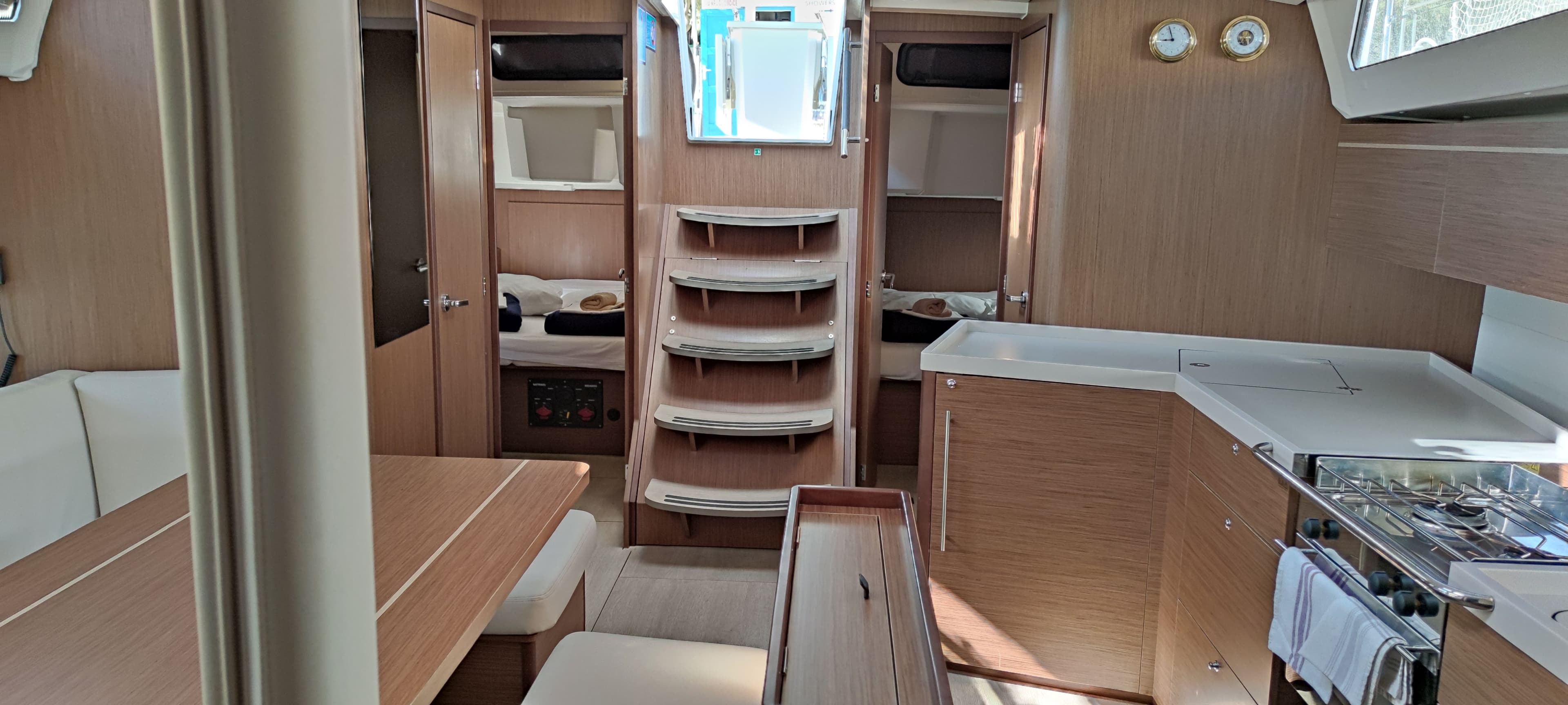 Beneteau Oceanis 46.1 Everest – bilde 3 av 25