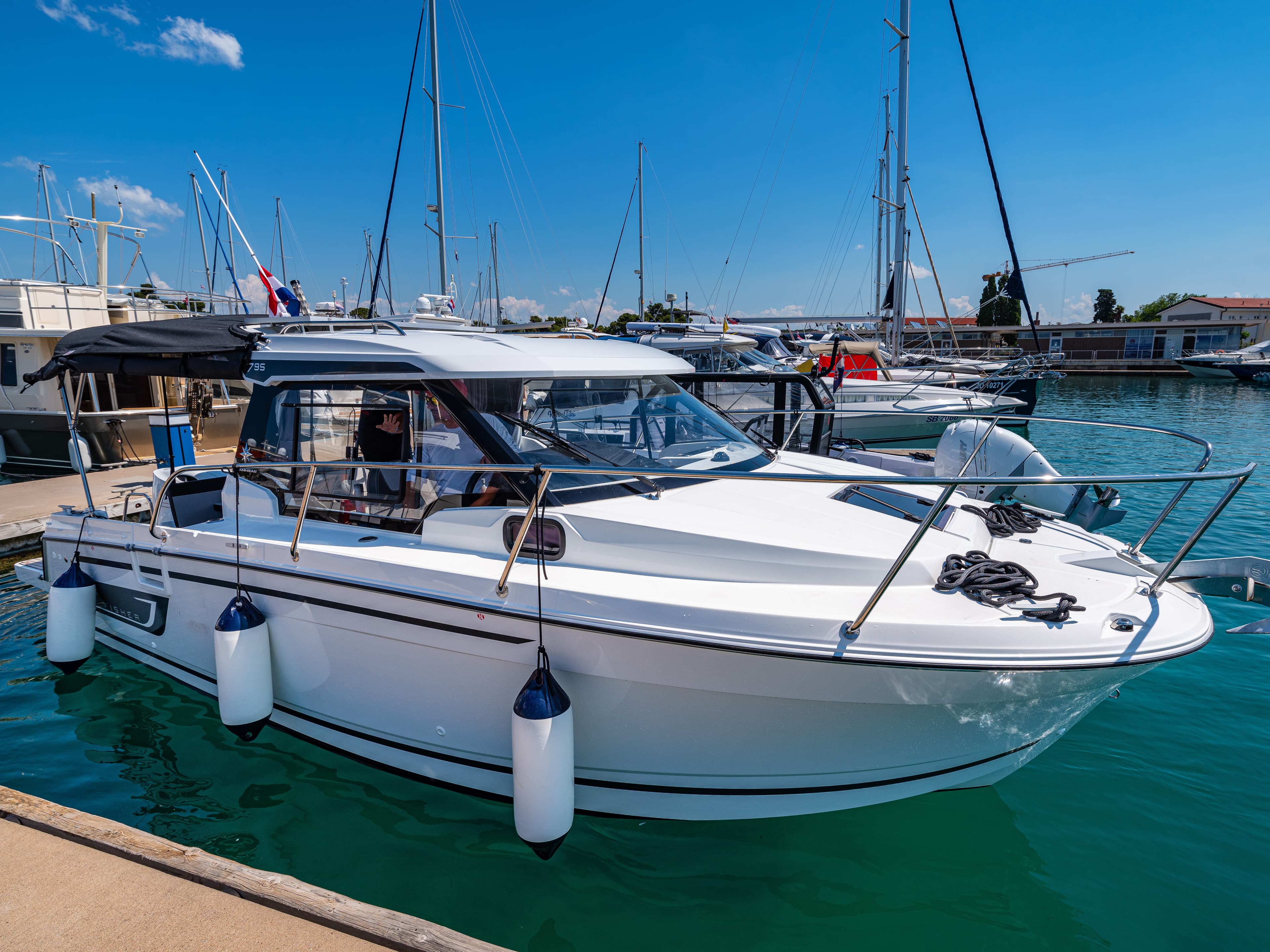Jeanneau Merry Fisher 795 KlaPa