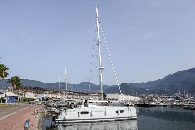 Fountaine Pajot Astréa 42 Lalena (WM - A/C - Generator) – bilde 4 av 20