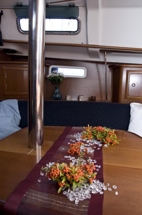 Beneteau Oceanis 331 SY Romantika – bilde 5 av 8