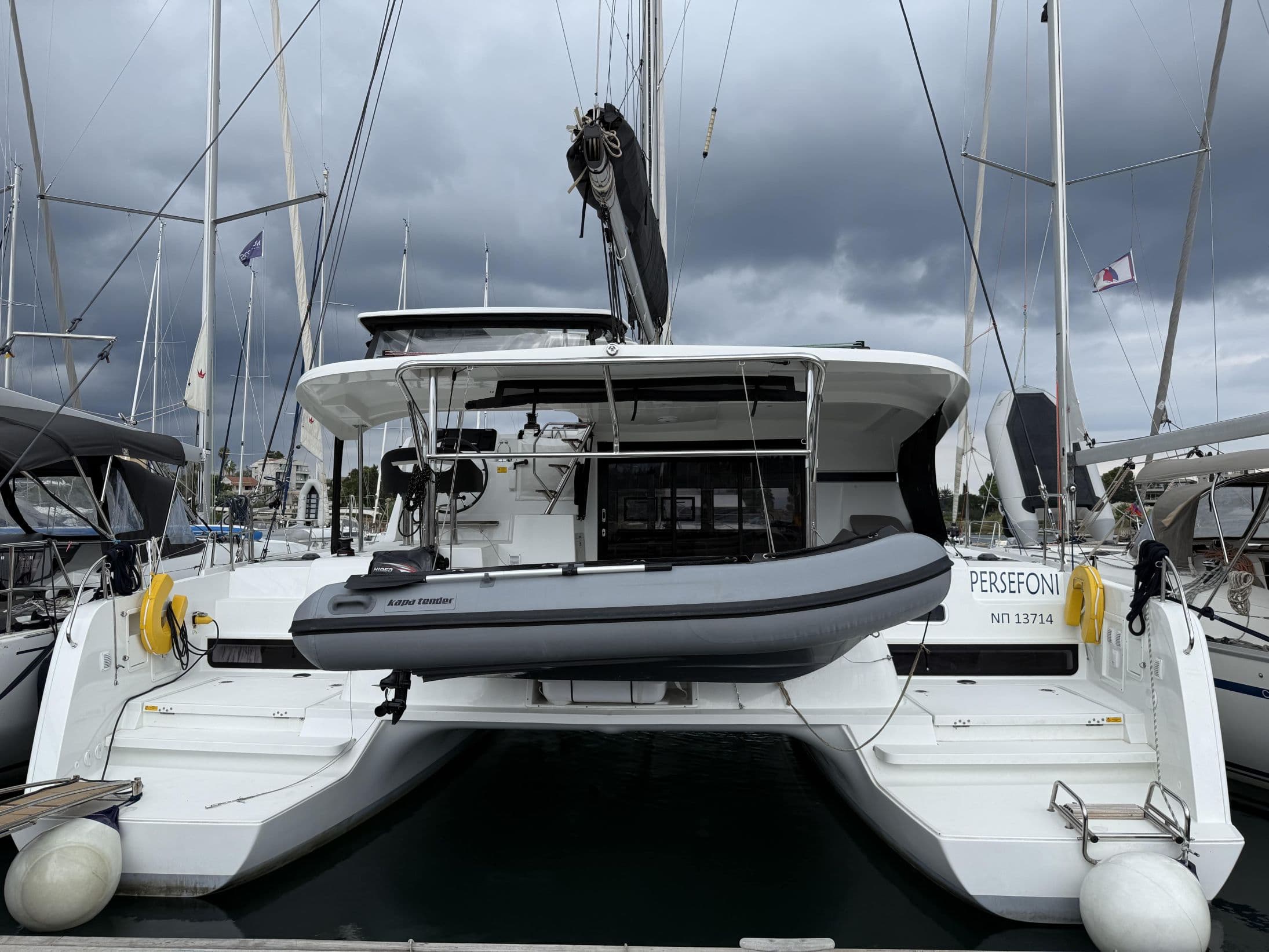 Lagoon 42