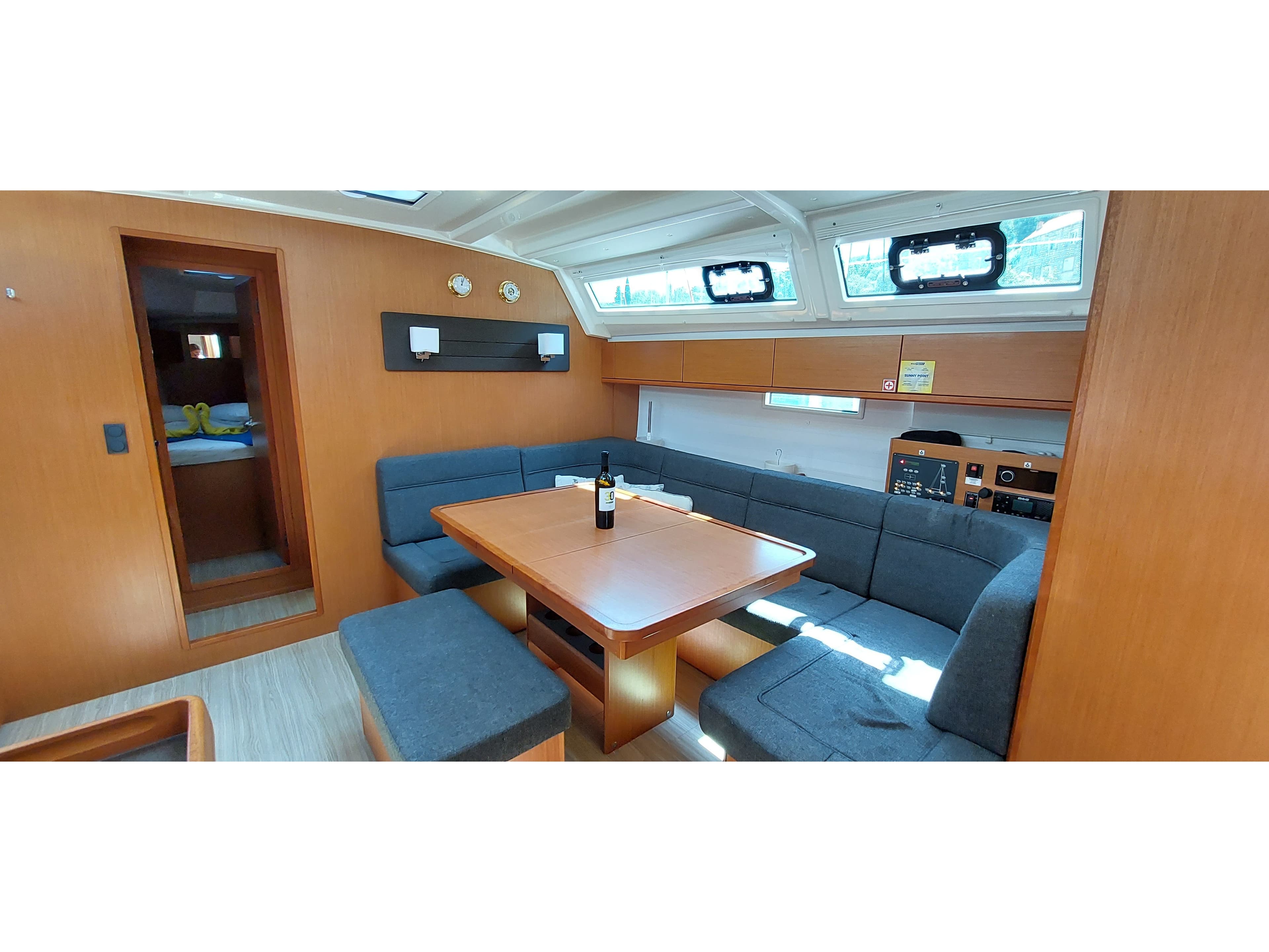 Bavaria Cruiser 46 Sunny Point – bilde 2 av 19