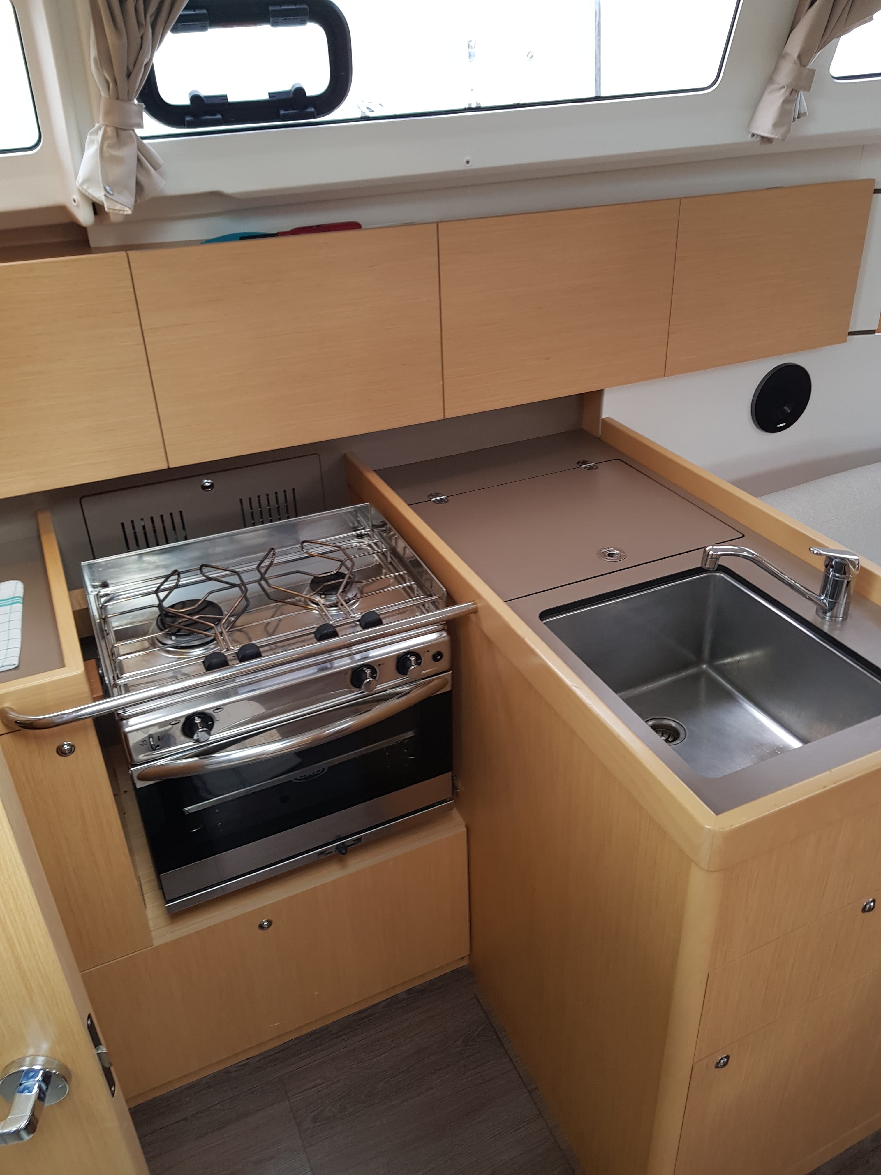 Beneteau Oceanis 35.1 Kolibri – bilde 3 av 13