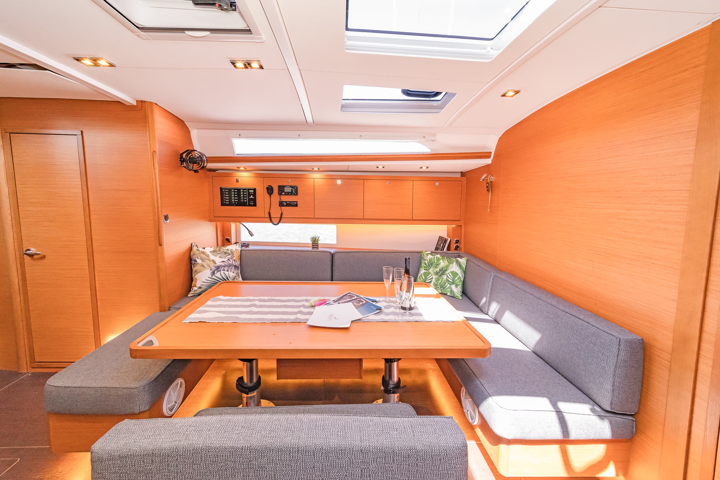 Dufour 470 Edelweiss – bilde 3 av 19