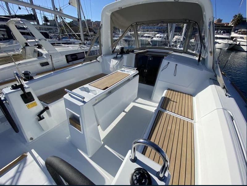 Beneteau Oceanis 38.1 Maximus – bilde 3 av 21