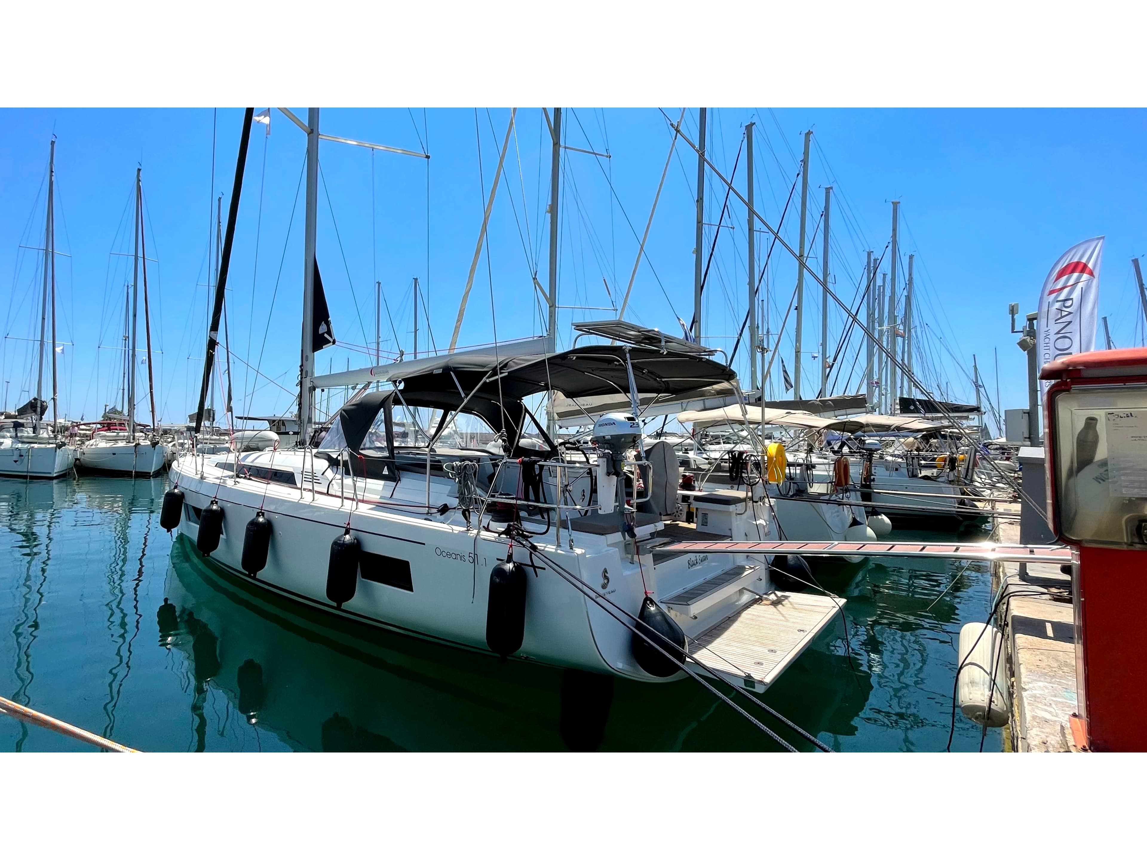 Beneteau Oceanis 51.1 Black Swan (A/C - Generator - 12 pax)