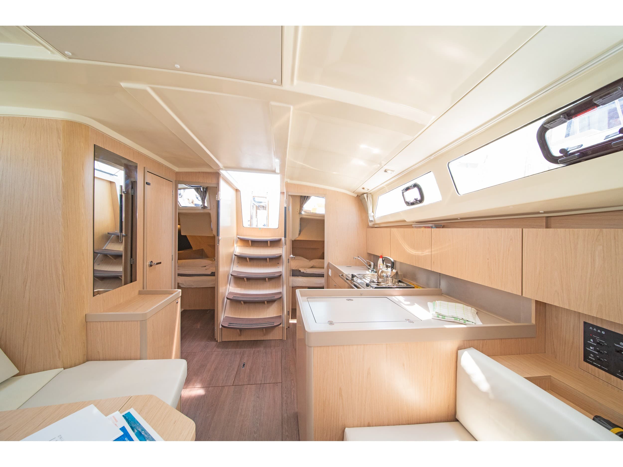 Beneteau Oceanis 41.1 Lux – bilde 4 av 12