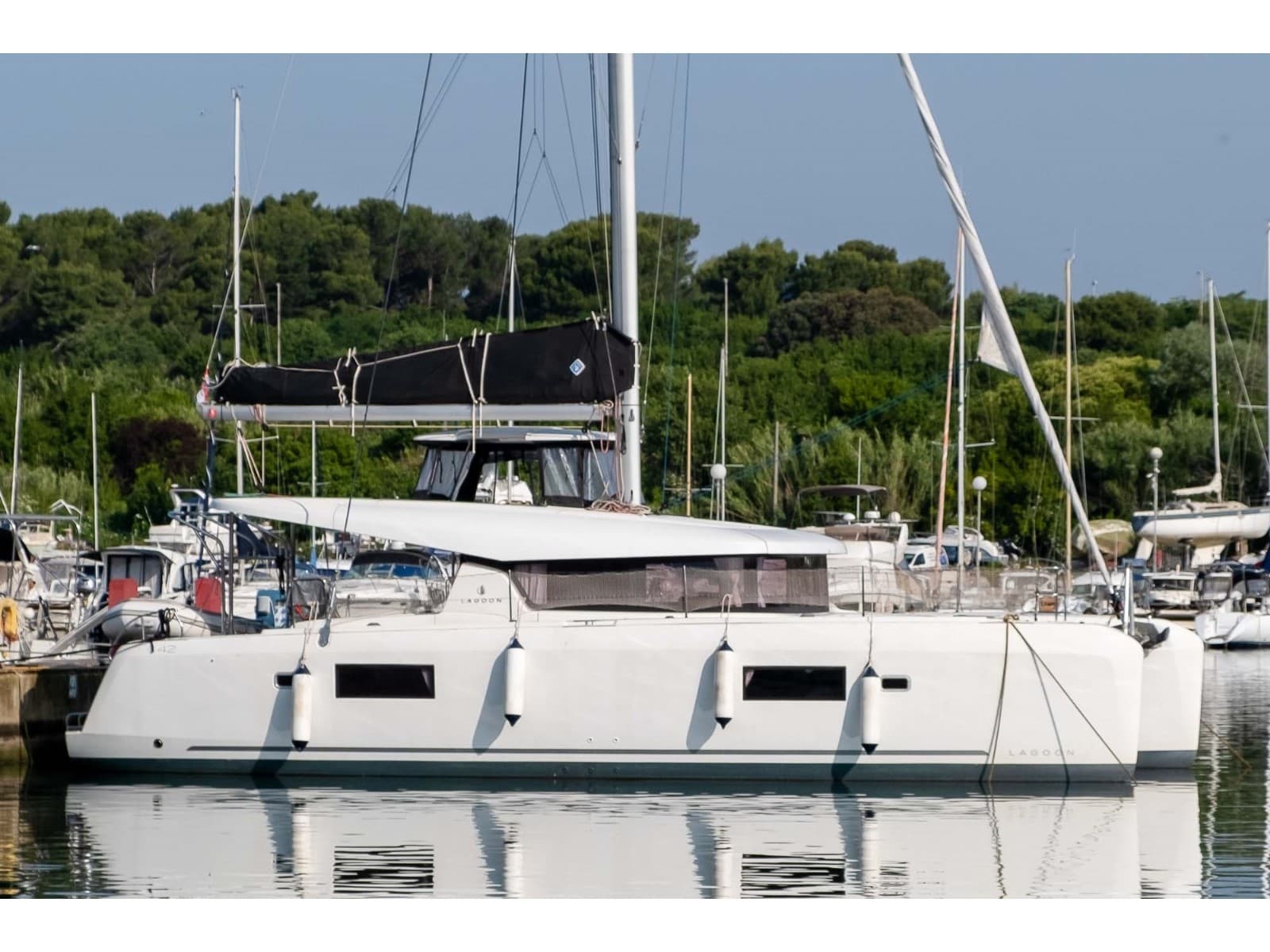 Lagoon 42 Marina 4