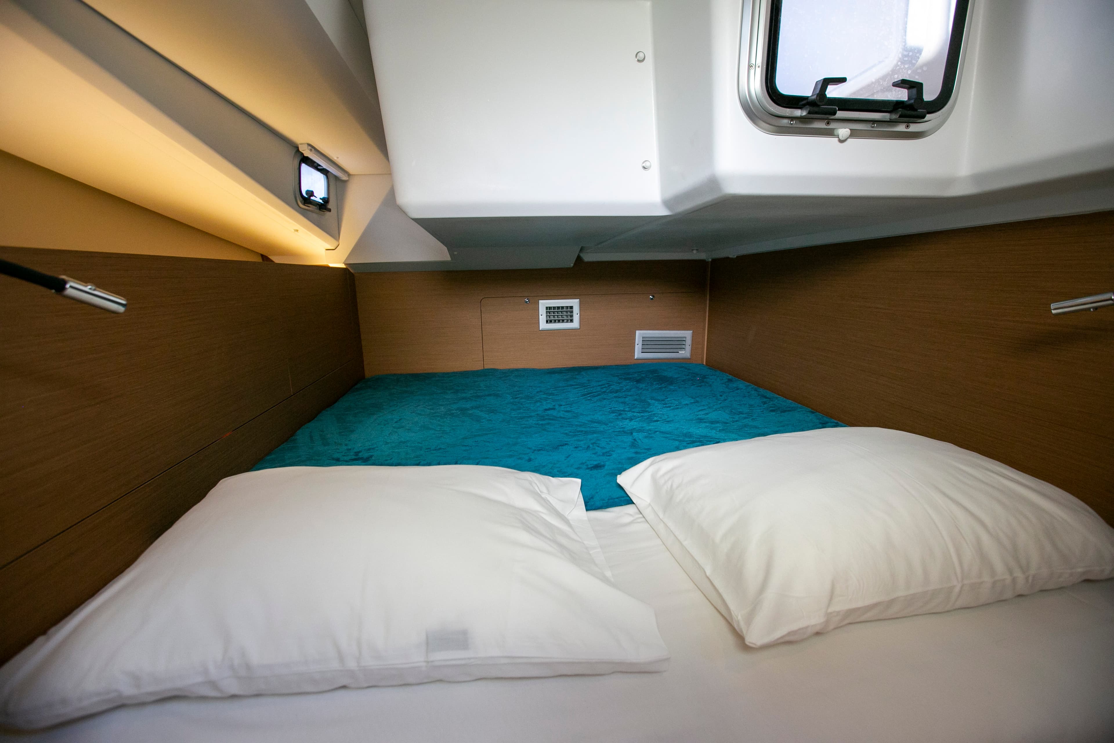 Jeanneau Sun Odyssey 440 BLACK BIRD – bilde 3 av 8