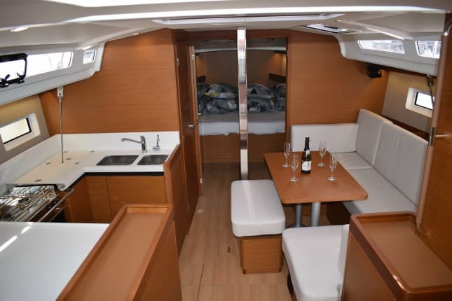Jeanneau Sun Odyssey 440 PROUD MARY – bilde 3 av 12