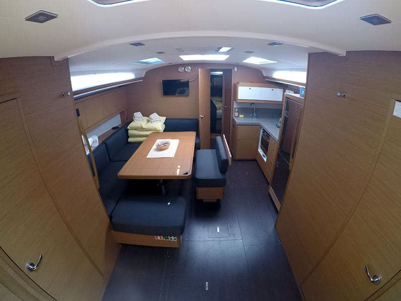 Dufour 470 Dimitra – bilde 2 av 3