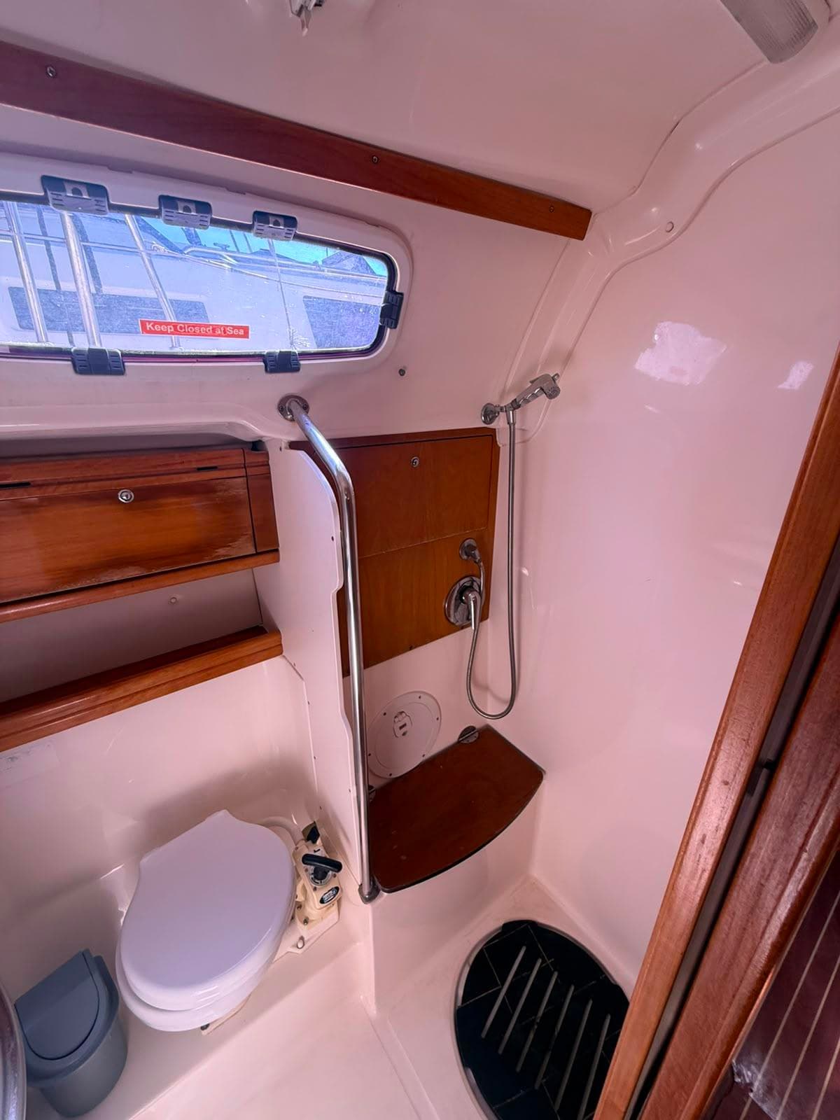 Bavaria 42 Cruiser – bilde 2 av 17