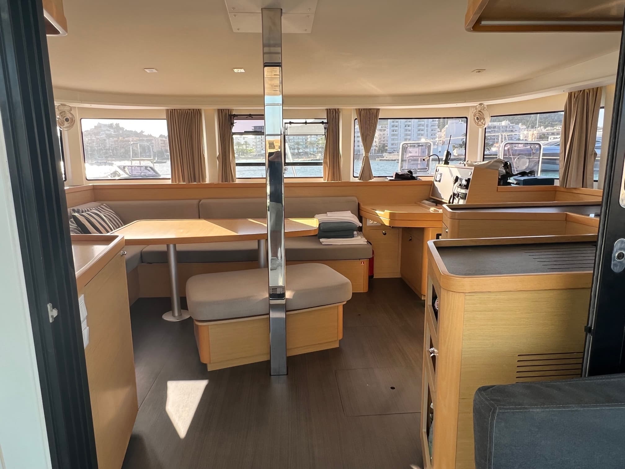 Lagoon 42 Genista II – bilde 5 av 13