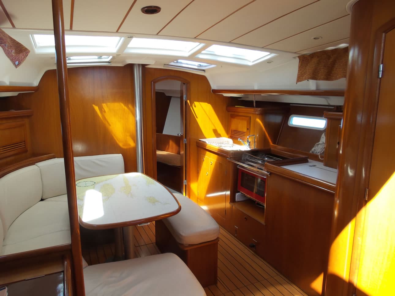Beneteau Oceanis 393 Škuribanda (refit: 2026, new engine and solar panels) – bilde 3 av 24