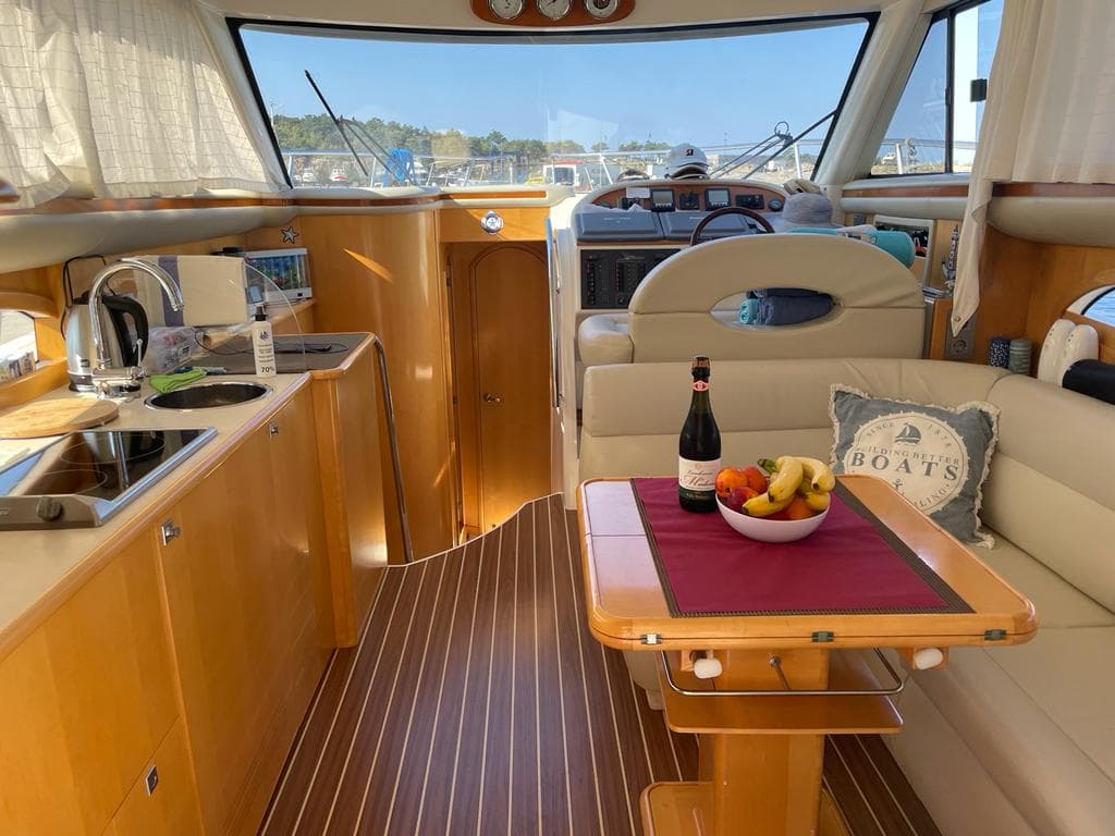 Altair Zafir 42 Running on Waves – bilde 5 av 7