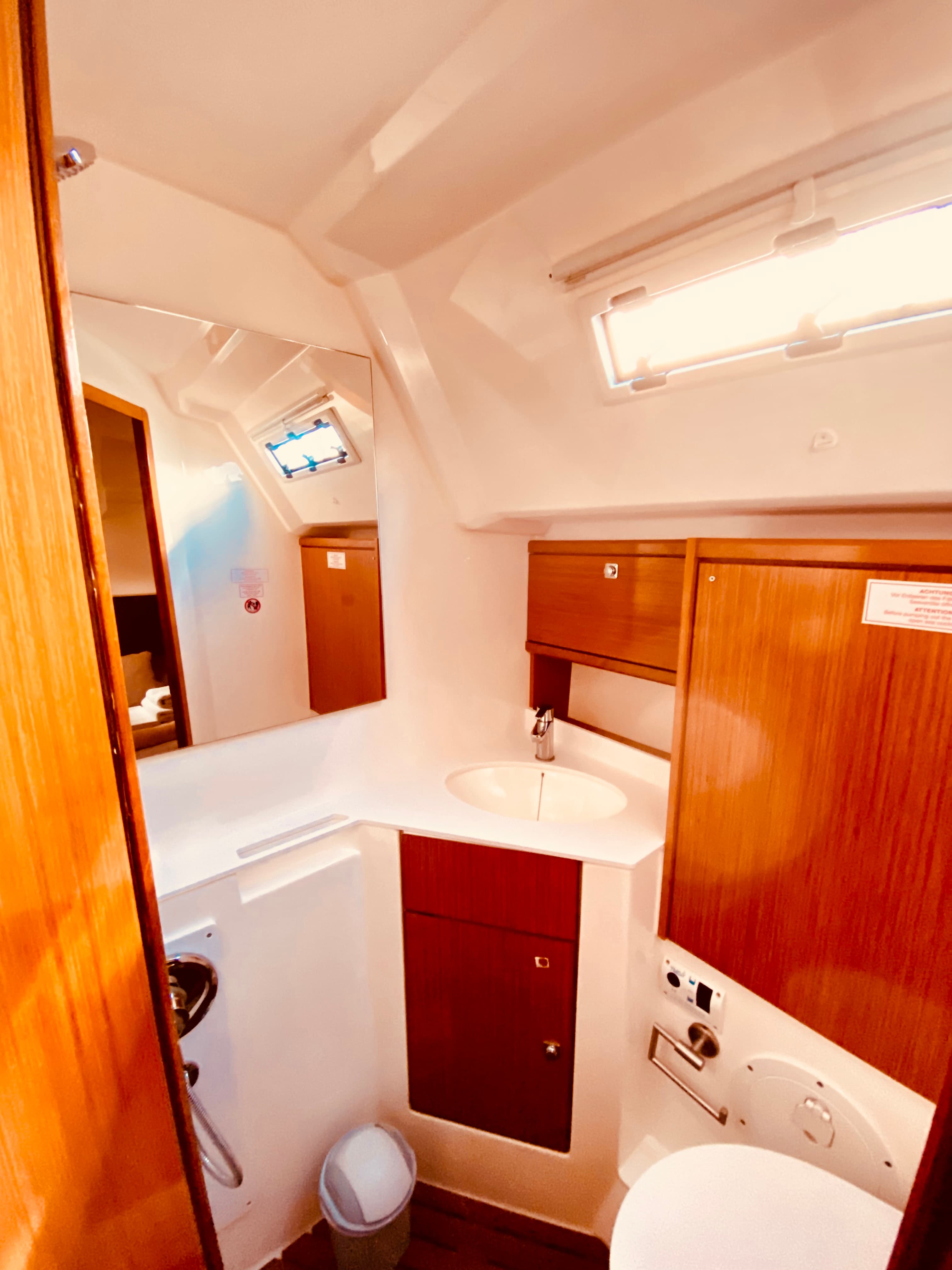 Bavaria Cruiser 46 Style Euphoria (Pax 10) – bilde 2 av 17