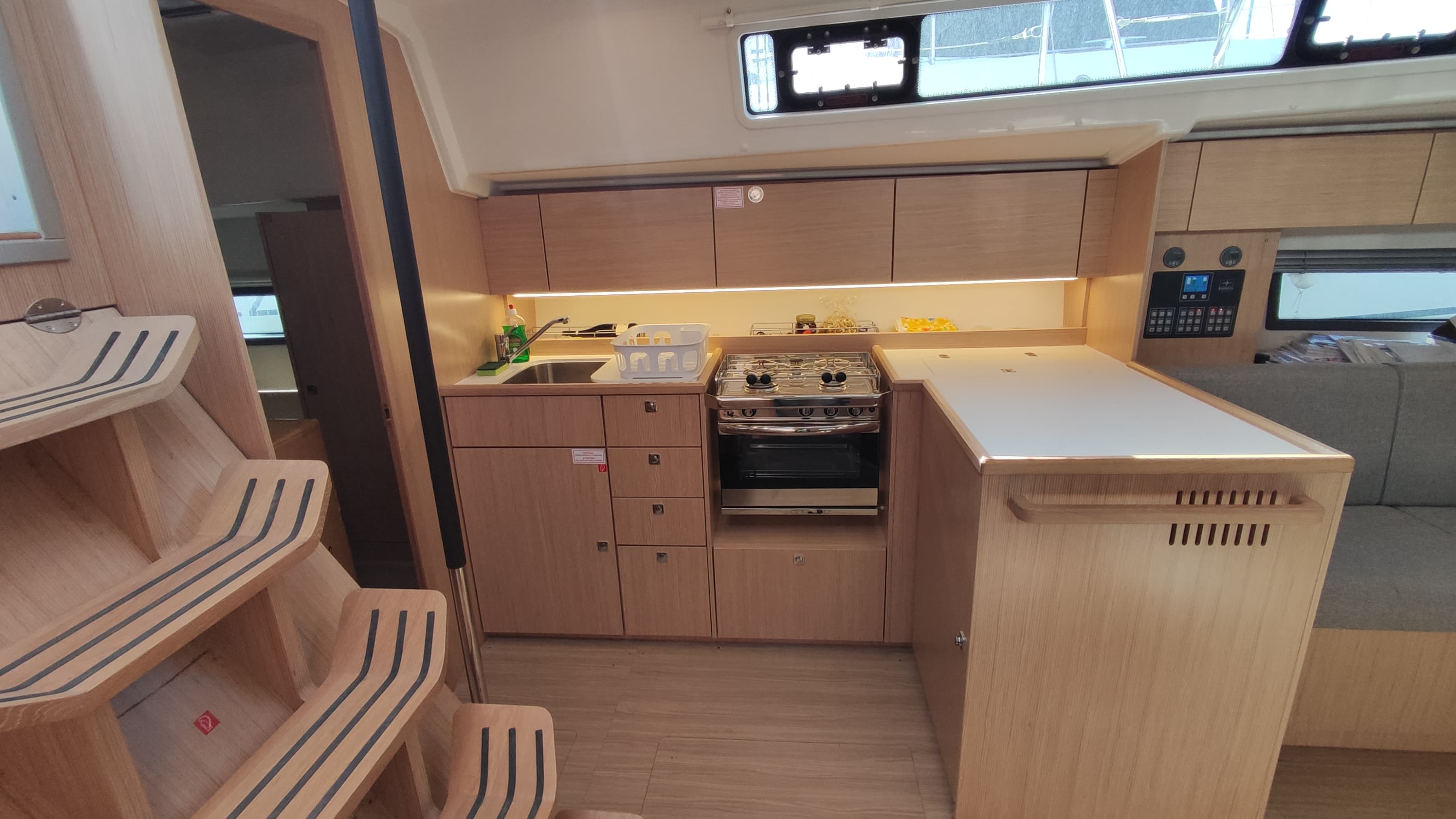 Bavaria C42 Celestia – bilde 3 av 11