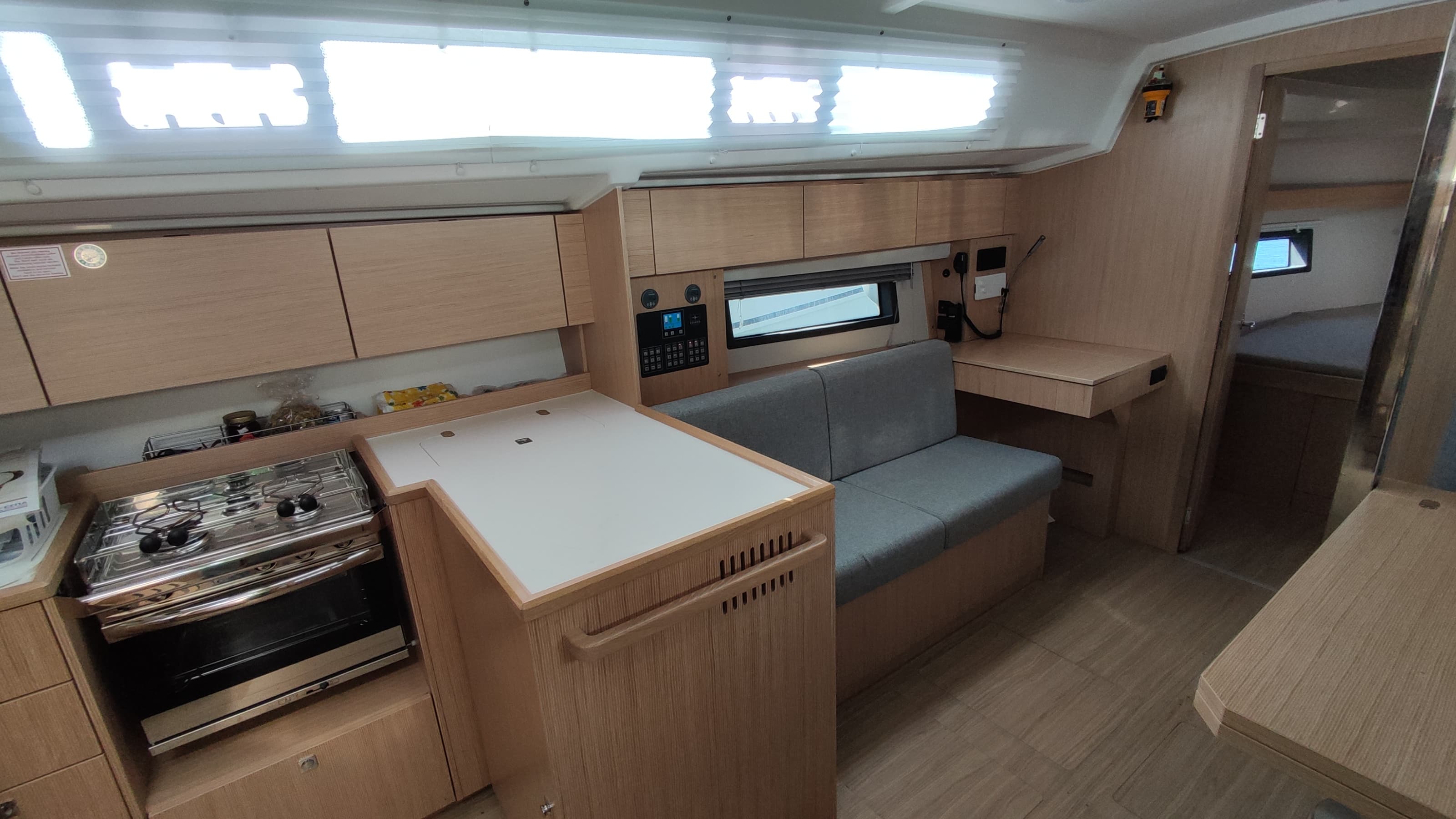 Bavaria C42 Celestia – bilde 5 av 11
