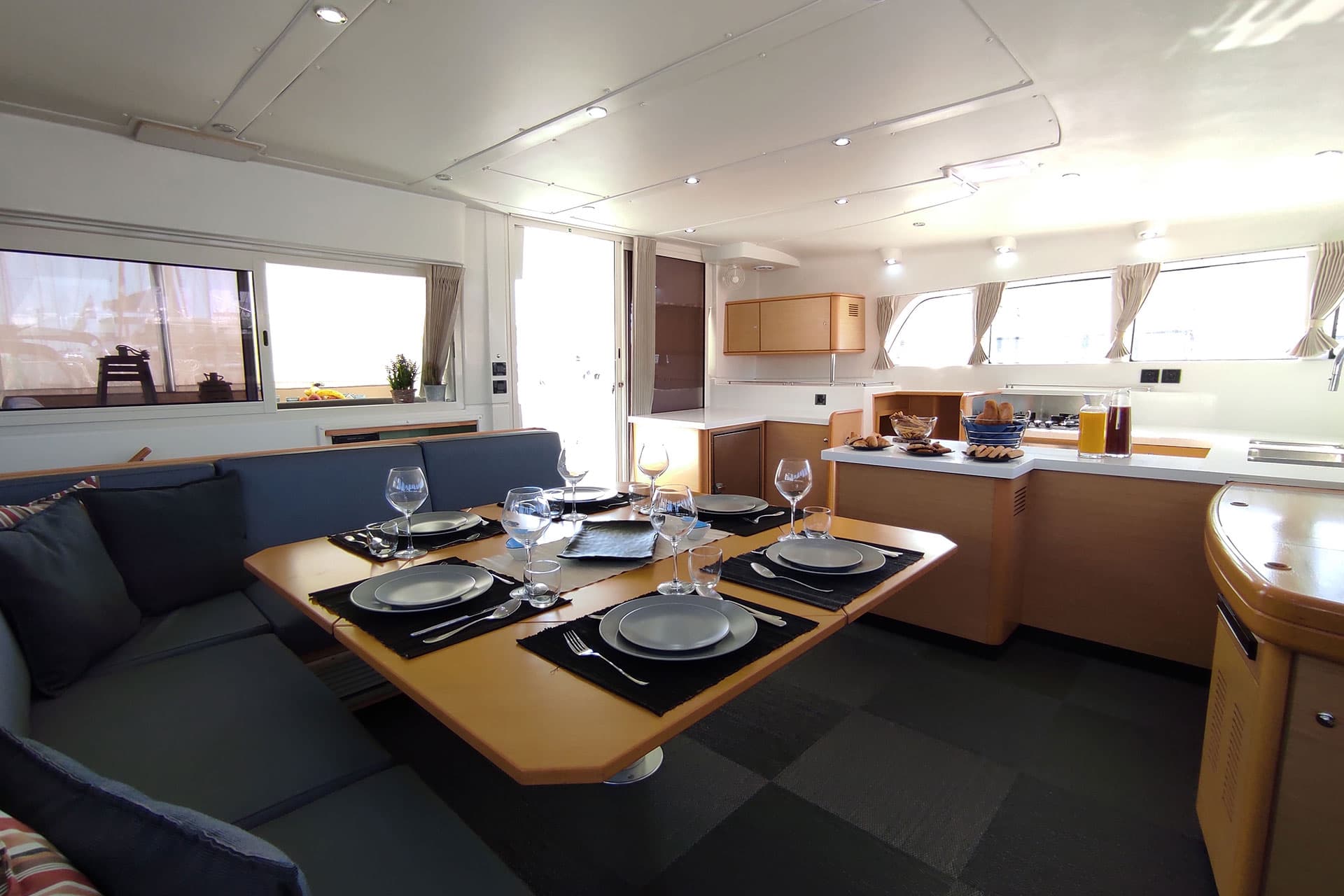 Lagoon 500 The Full House - (A/C - Generator - Refit 2021) – bilde 4 av 11