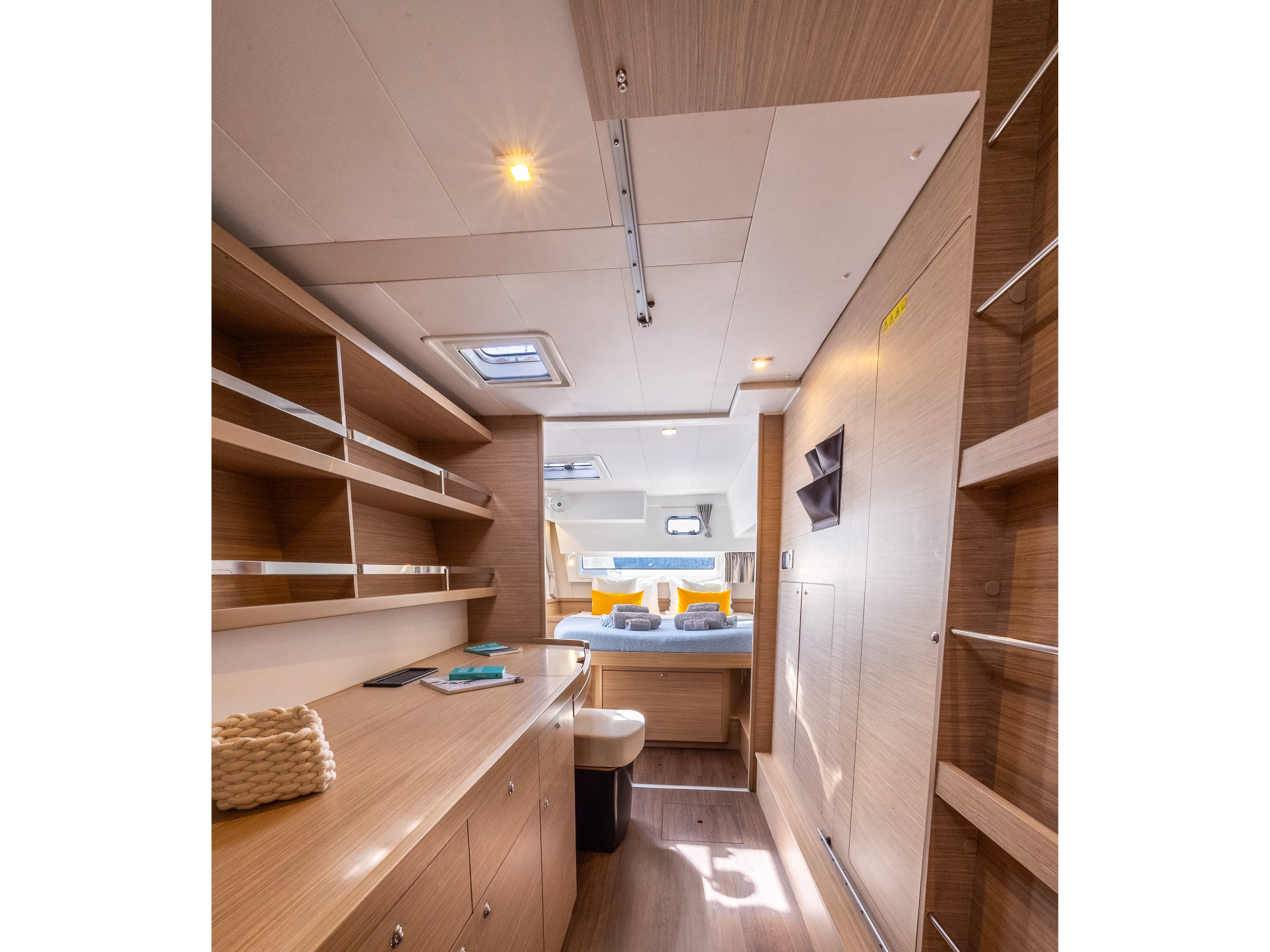 Lagoon 42 LUNA – bilde 2 av 30
