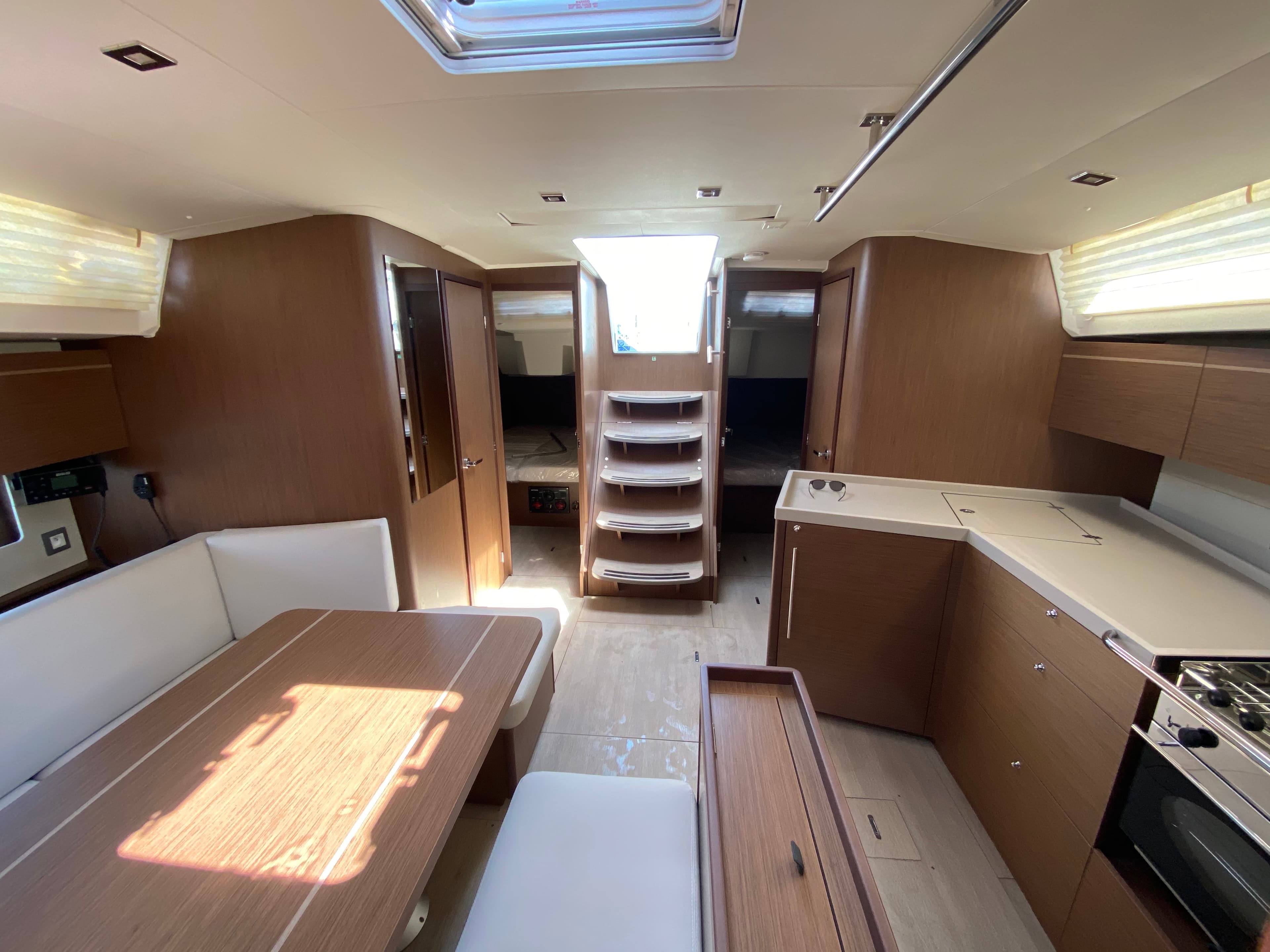 Beneteau Oceanis 46.1 Yess Boss (First Line) – bilde 4 av 18