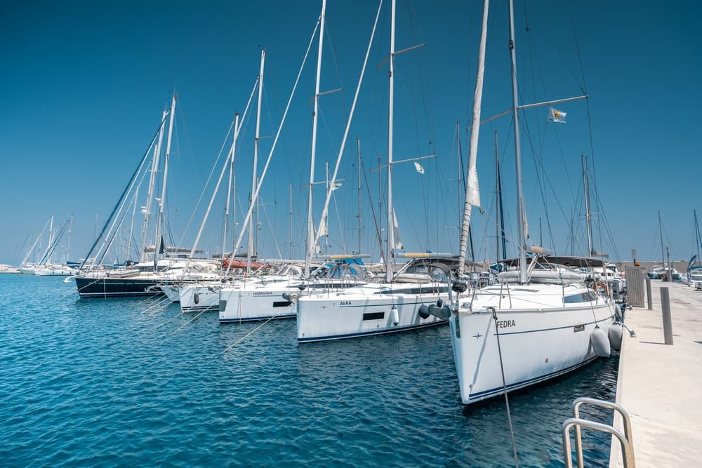 Bavaria C42 Avra – bilde 5 av 23