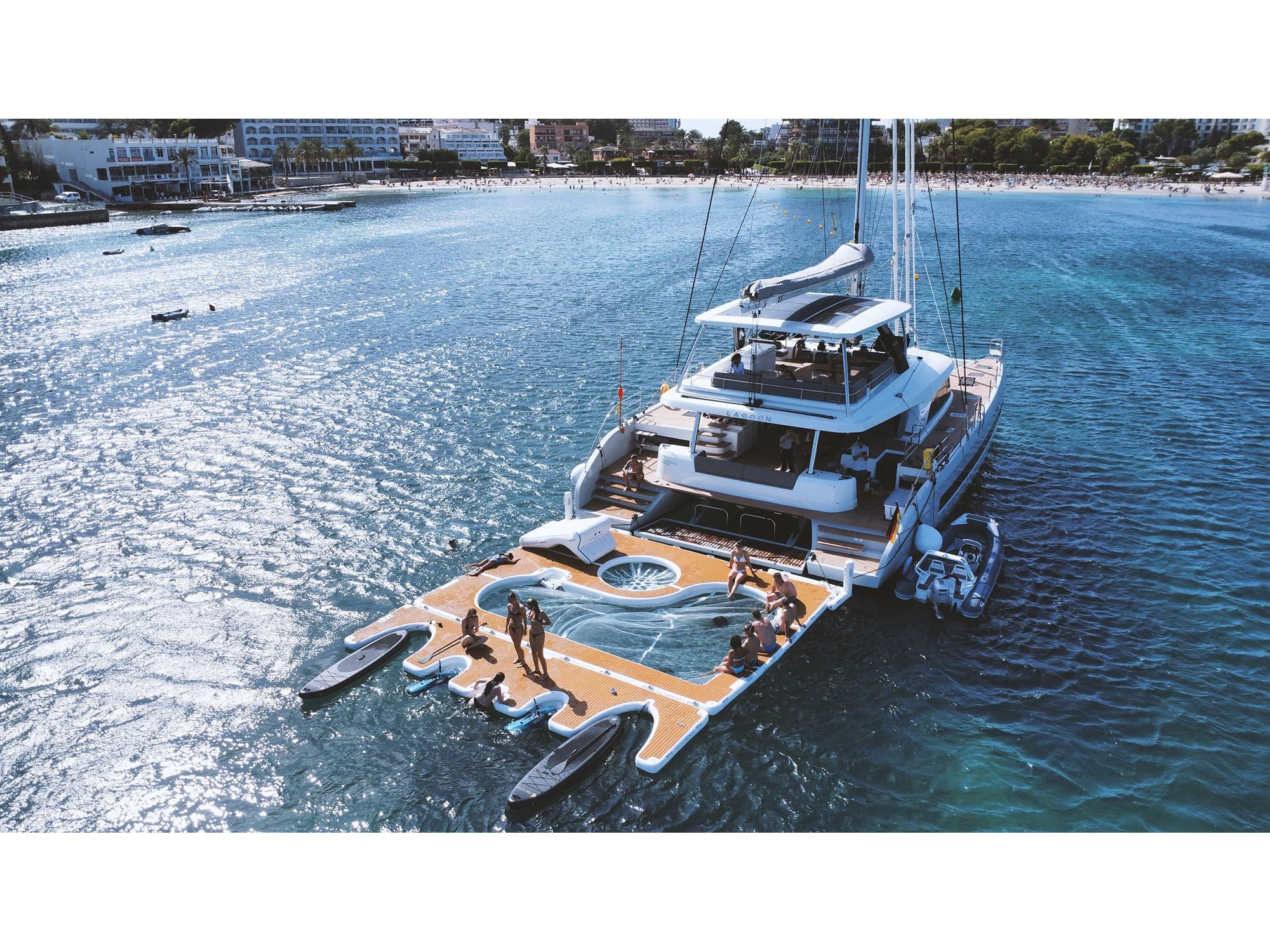 Lagoon Sixty 5 TriWing Endor